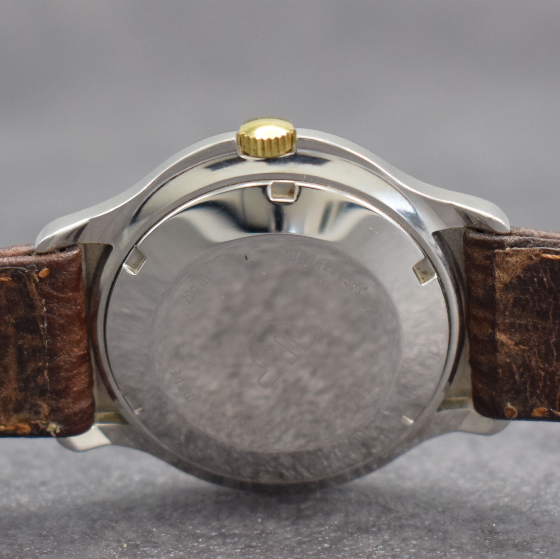 Detail d: MAURICE LACROIX Diver Herrenarmbanduhr, Schweiz um 1995, Automatik, Ref. 23267, Geh. in Stahl/Gold, Boden verschr., Maurice Lacroix Lederband m. ...