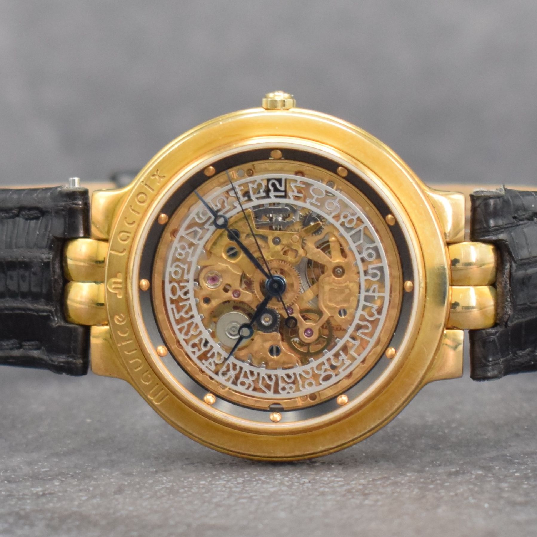 Detail a: MAURICE LACROIX skelettierte Herrenarmbanduhr, Schweiz um 1995, Automatik, verg. Geh. beids. vergl., Boden aufgedr., Maurice Lacroix Lederband m. ...