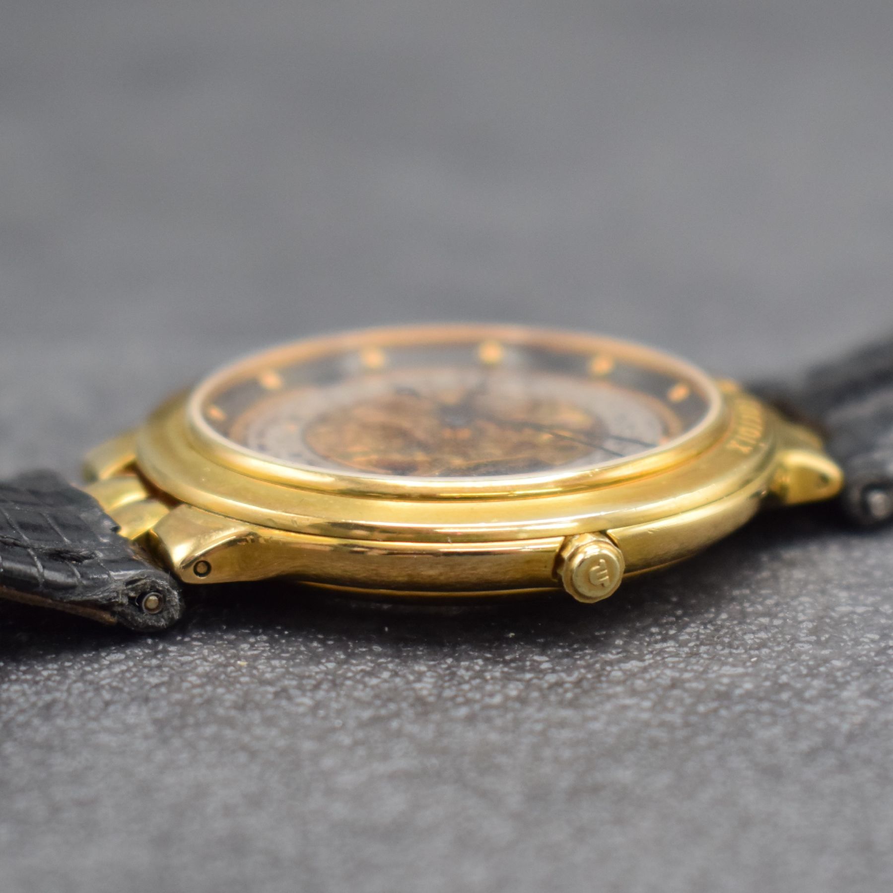 Detail d: MAURICE LACROIX skelettierte Herrenarmbanduhr, Schweiz um 1995, Automatik, verg. Geh. beids. vergl., Boden aufgedr., Maurice Lacroix Lederband m. ...