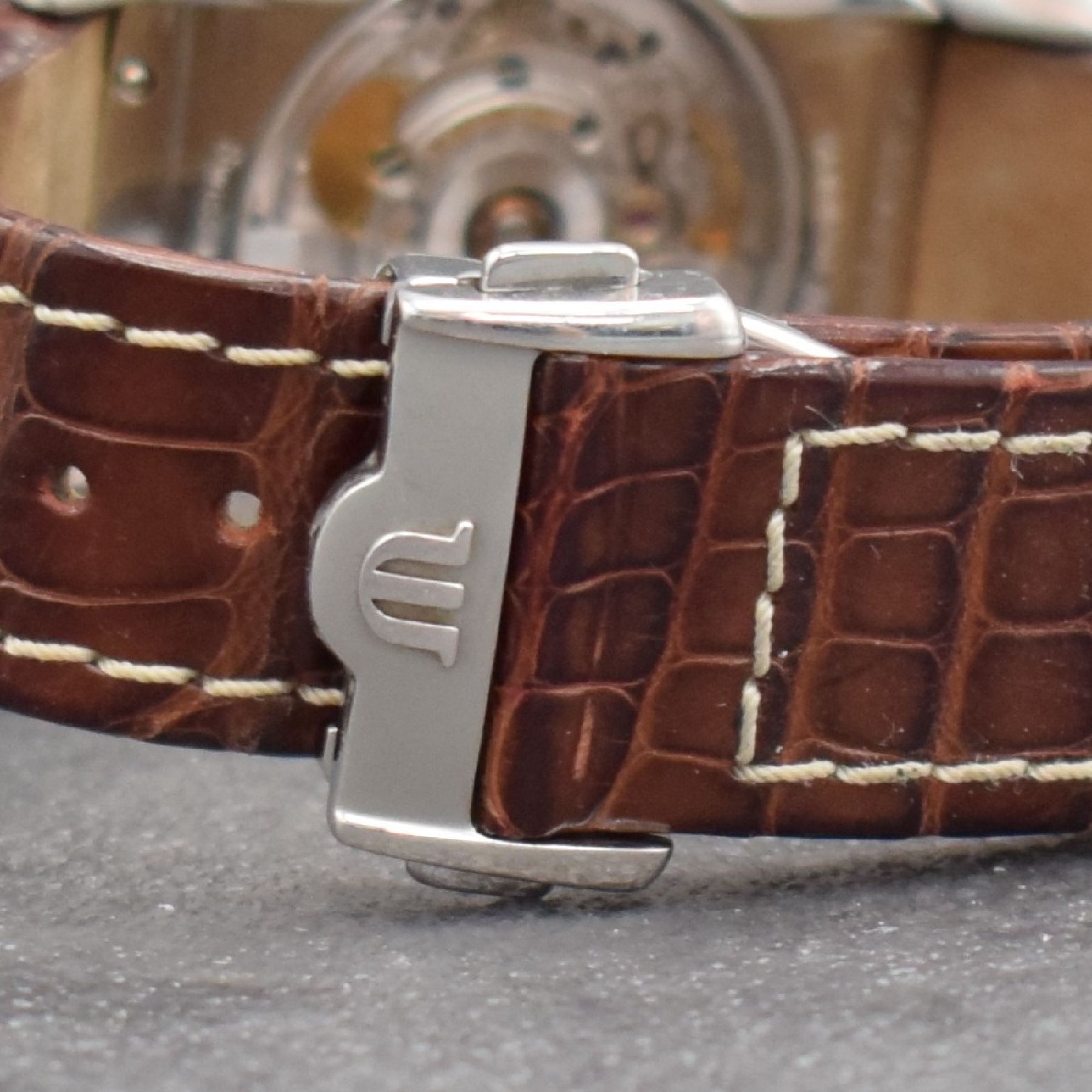 Detail d: MAURICE LACROIX Herrenarmbanduhr Modell Phase de Lune aus der Masterpiece Serie, Schweiz verk. lt. Pap. 10/2007, Automatik, Ref. MP 6439, beids. ...