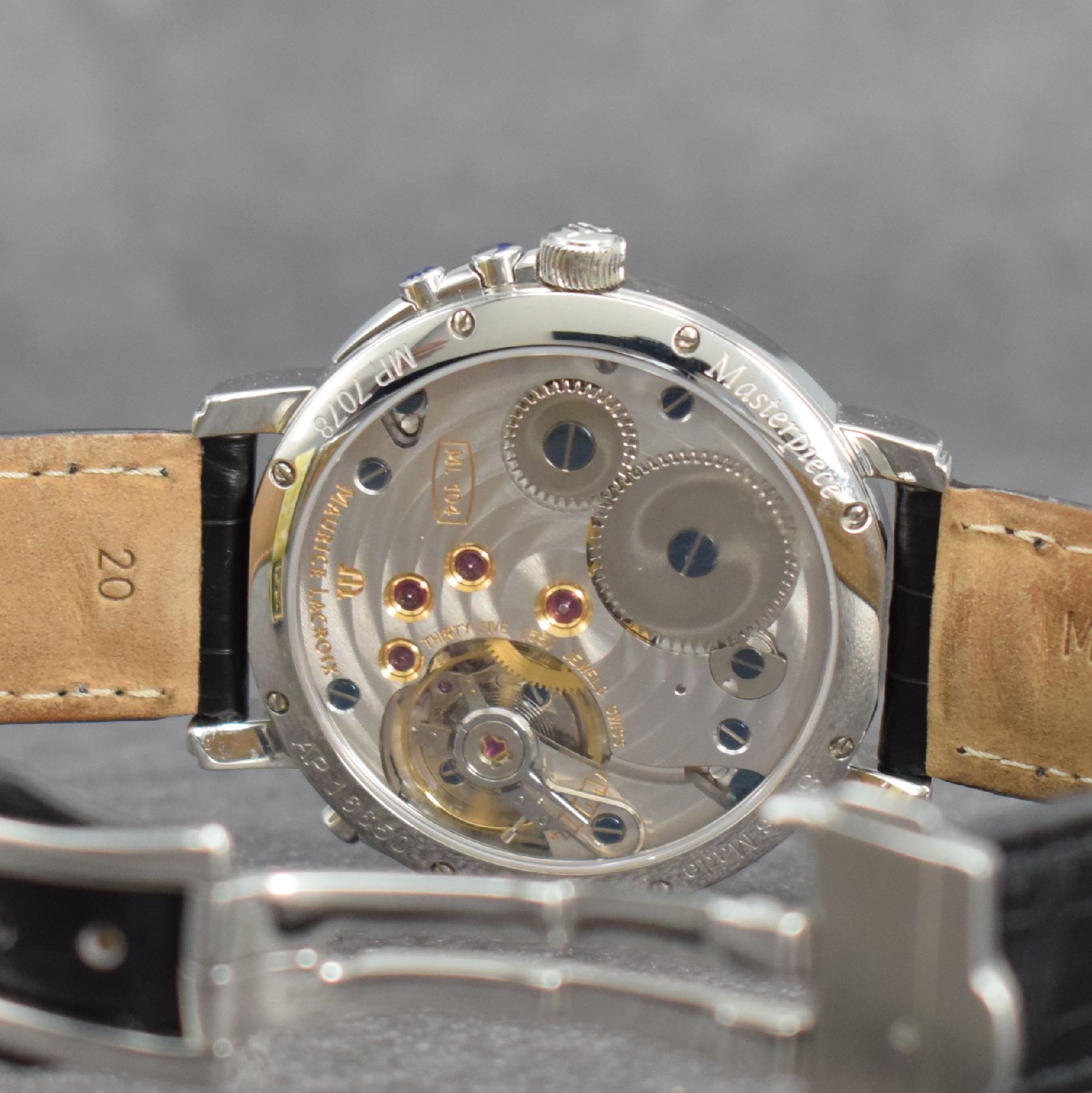 Detail f: MAURICE LACROIX Lune Rétrograde Herrenarmbanduhr, Schweiz verk. lt. beil. Pap. 01/2011, Handaufzug, Ref. MP 7078, beids. vergl. Edelstahlgeh., Boden ...