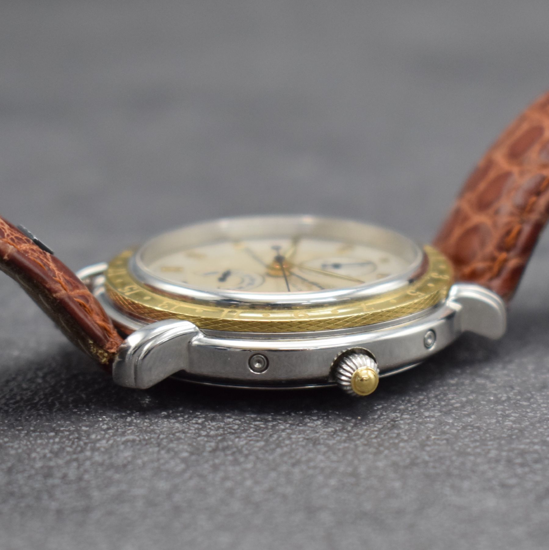 Detail d: MAURICE LACROIX auf 999 Stück limitierte Herrenarmbanduhr, Schweiz verk. lt. beil. Pap. 08/1998, Automatik, Ref. 51670, Edelstahl/Gold kombiniert, ...