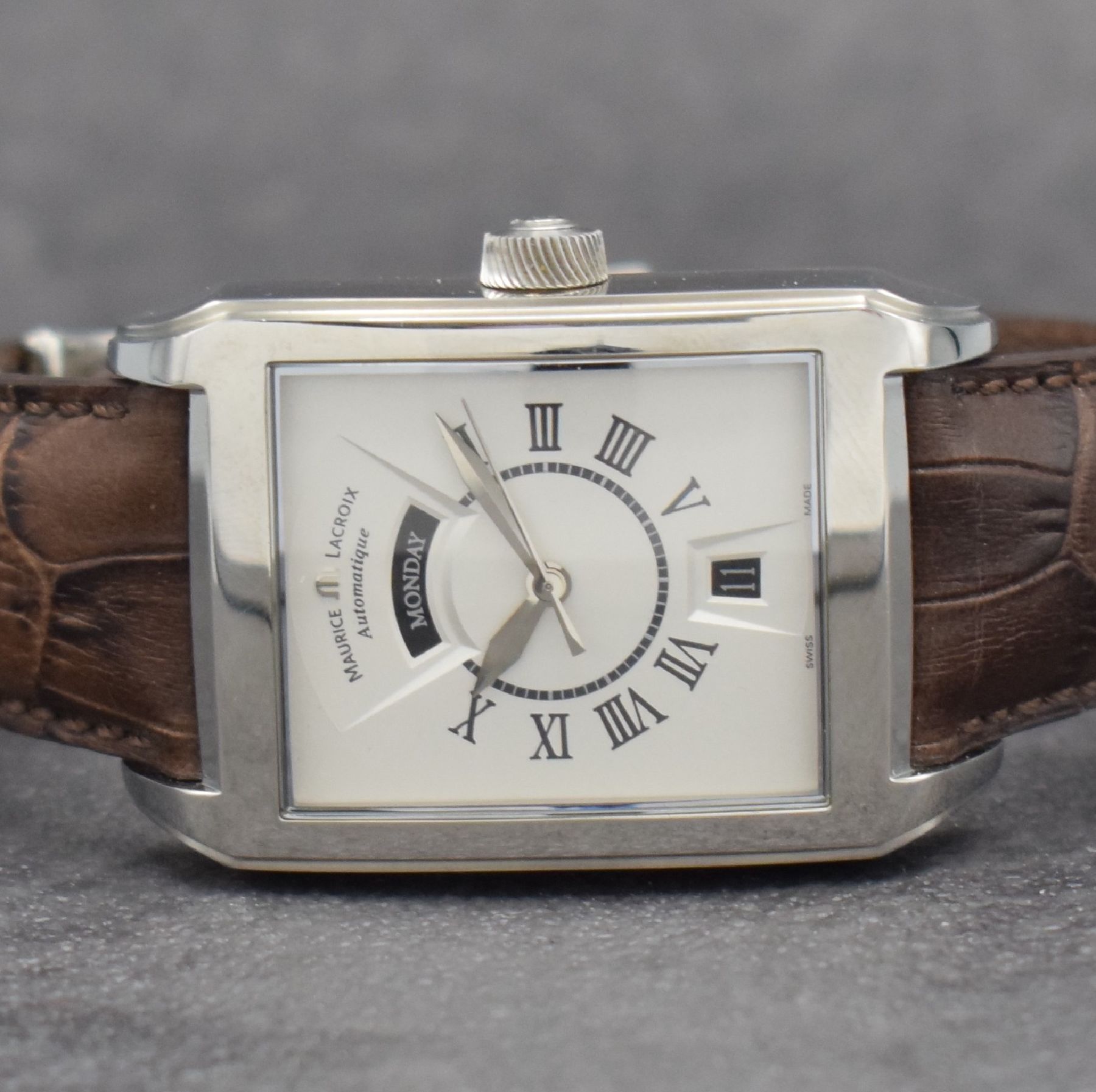 Detail a: MAURICE LACROIX Pontos Herrenarmbanduhr mit Tag & Datum, Schweiz um 2010, Automatik, Ref. PT6137, beids. vergl. Edelstahlgeh., Boden 4-fach verschr., ...