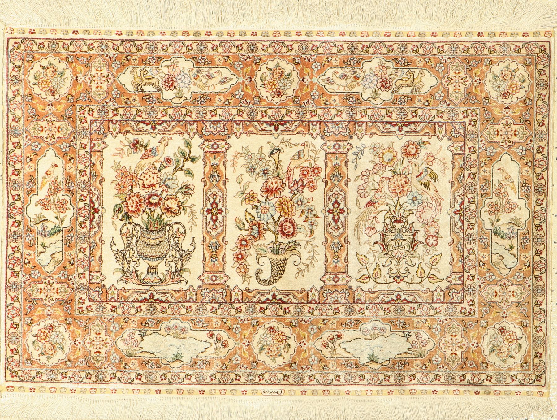 Hereke Seide fein, China, ca. 30 Jahre, reine Naturseide, ca. 94 x 64 cm, EHZ: 2