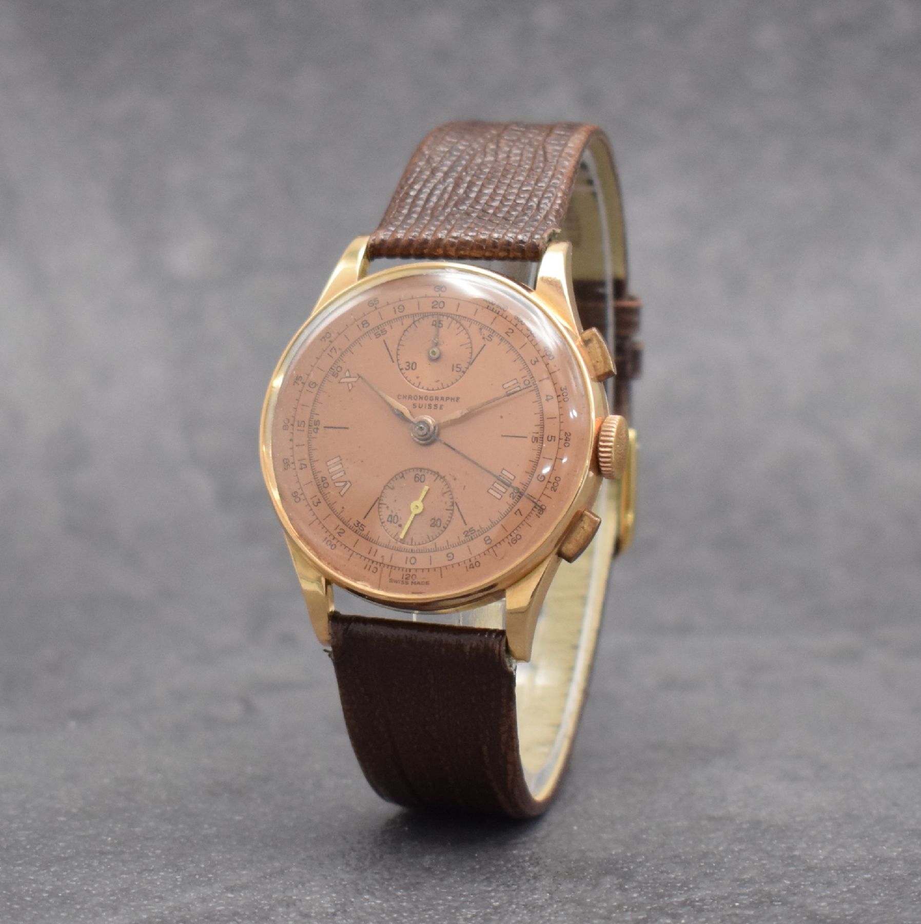 Detail b: VENUS / CHRONOGRAPHE SUISSE Schaltradchronograph in RoseG 750/000, Schweiz um 1948, Handaufzug, Boden & Glasrand aufgedr., Metallcuv. zur Armierung, ...