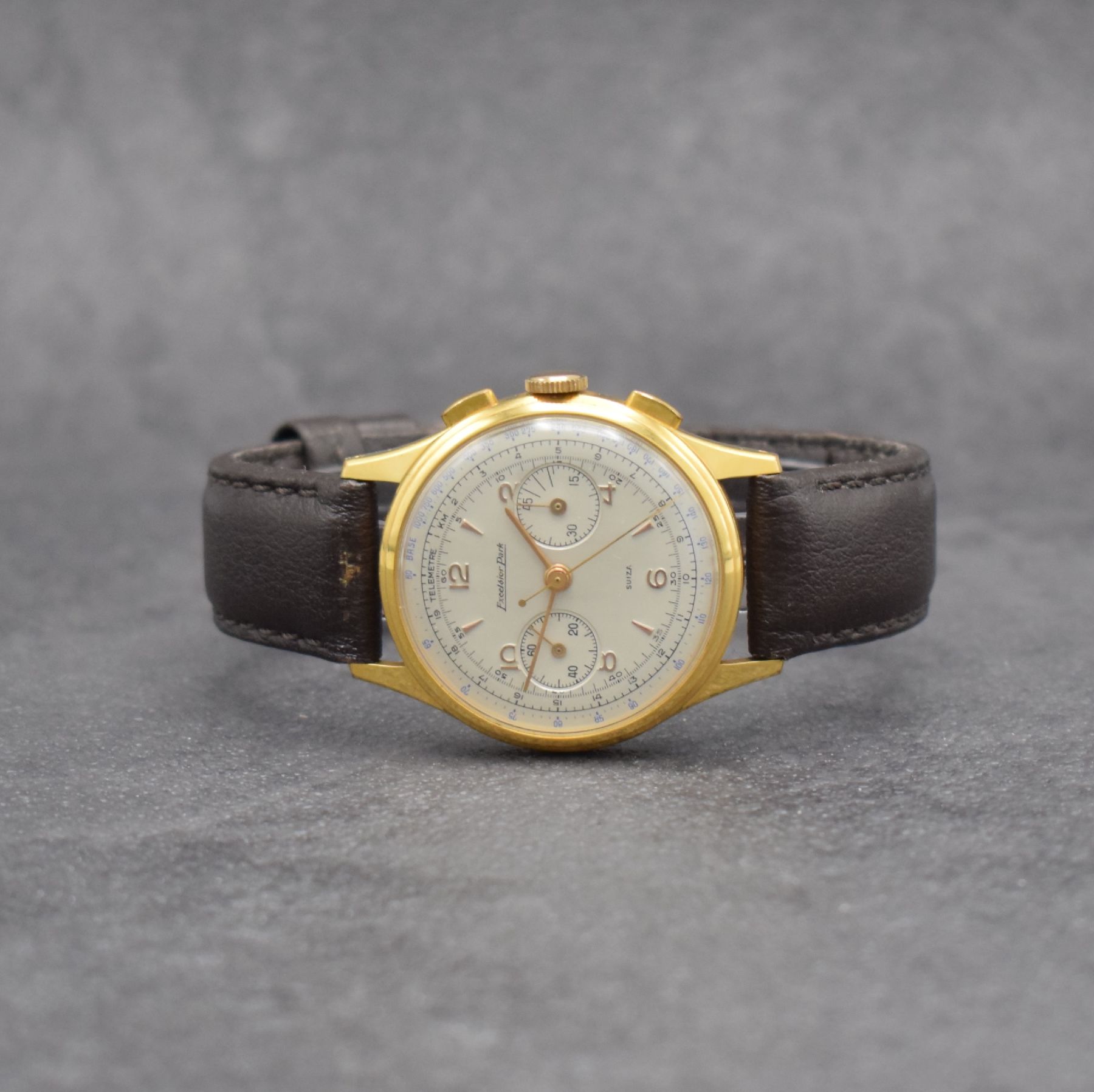 EXCELSIOR PARK Schaltradchronograph, Handaufzug, Schweiz um 1954, verg. Metallgeh., Edelstahlboden & Glasrand aufgedr., silb. Zifferbl. rest., 45 ...