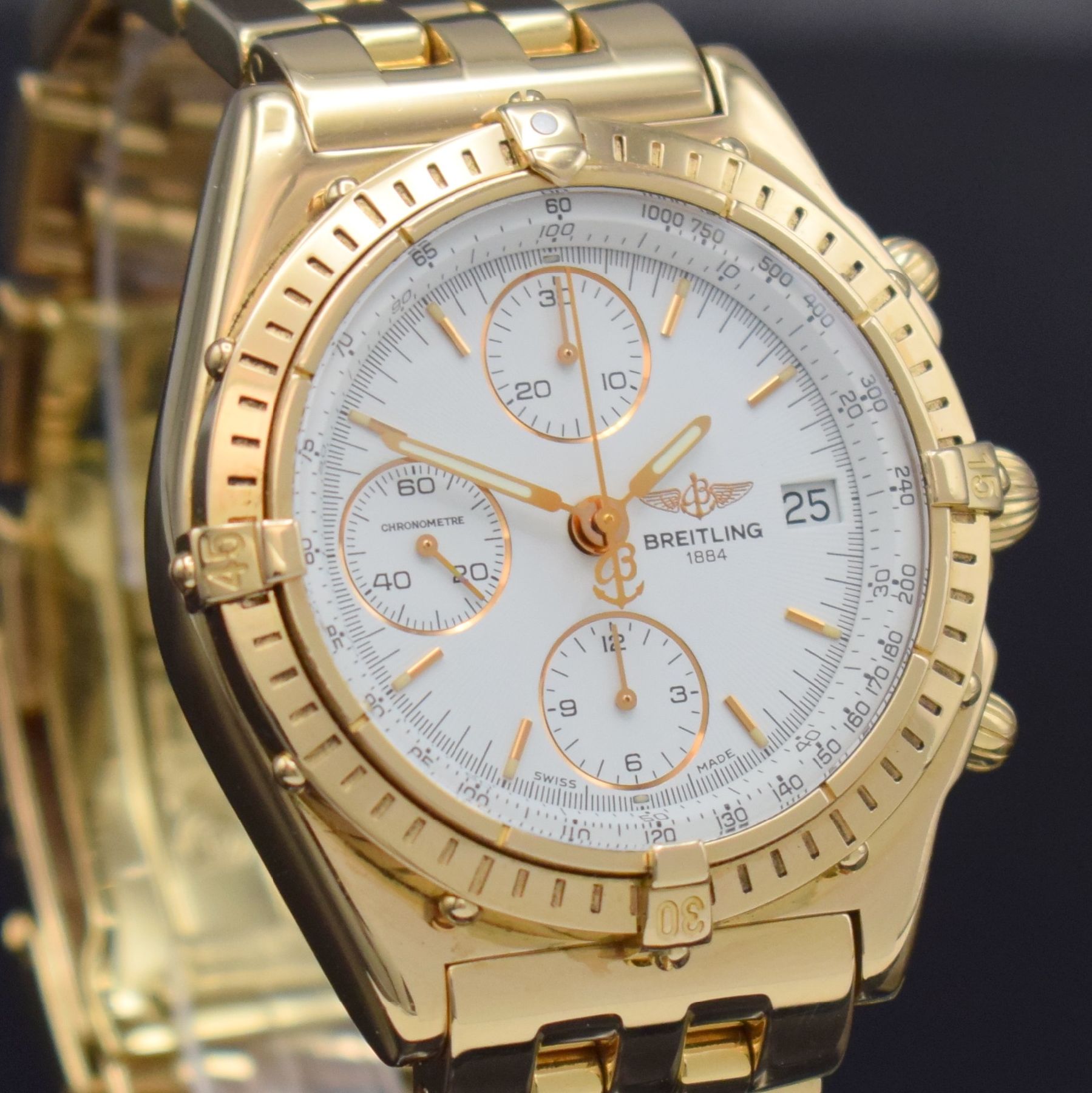 Detail e: BREITLING seltener, auf 25 Stück limitierter Armbandchronograph Chronomat Nr. 1, Automatik, Ref. H13047X, Chronometer in RoseG 750/000 inkl. ...