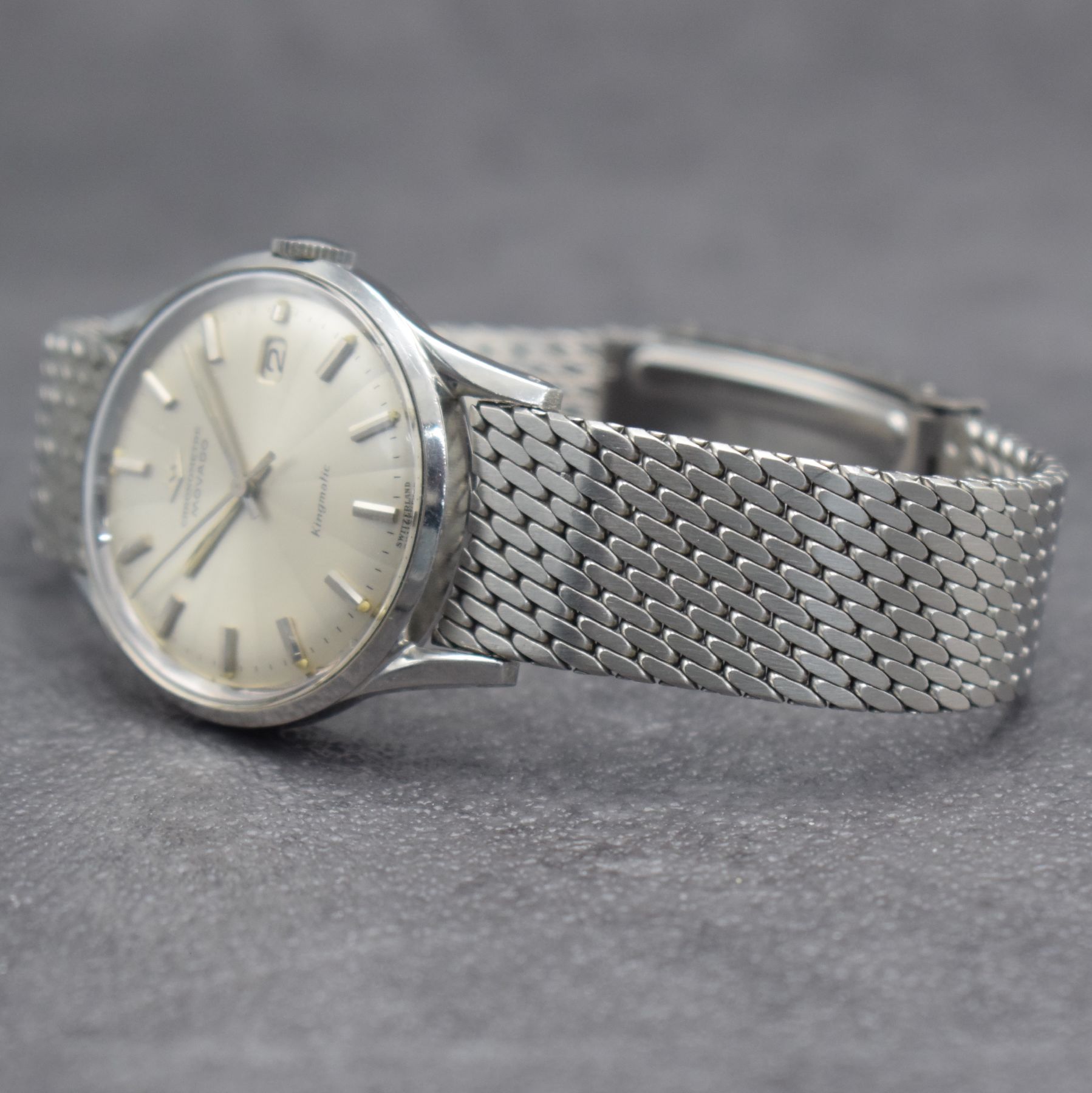 Detail b: MOVADO Kingmatic Chronometer Herrenarmbanduhr in Edelstahl, Schweiz um 1965, Automatik, Sub-Sea Gehäuse m. geschr. Boden, Movado Stahlband m. ...