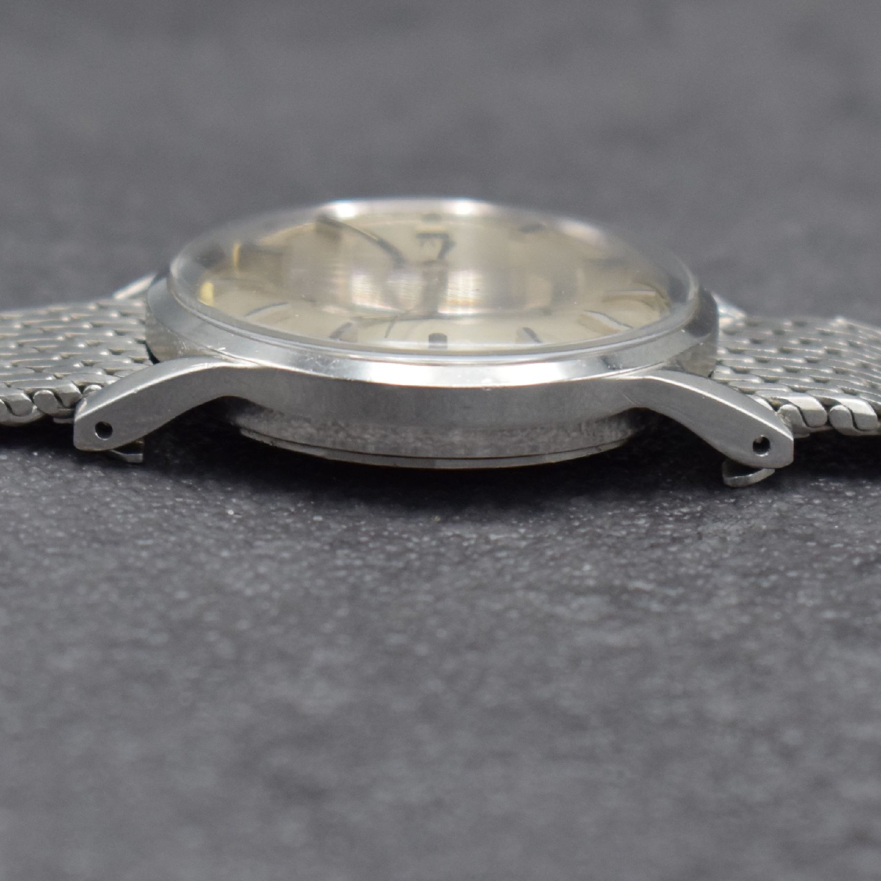 Detail f: MOVADO Kingmatic Chronometer Herrenarmbanduhr in Edelstahl, Schweiz um 1965, Automatik, Sub-Sea Gehäuse m. geschr. Boden, Movado Stahlband m. ...