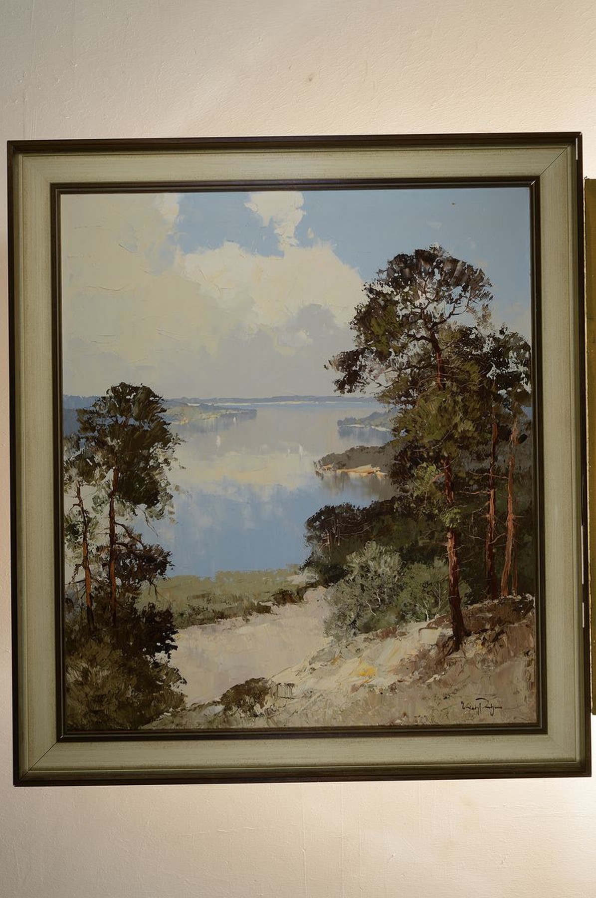 Detail k: Erich Paulsen, geb. 1932, lebt und arbeitet in Berlin und auf Sylt, Vorder- und Rückseite sign., weiter Blick von einer Höhe über reich ...