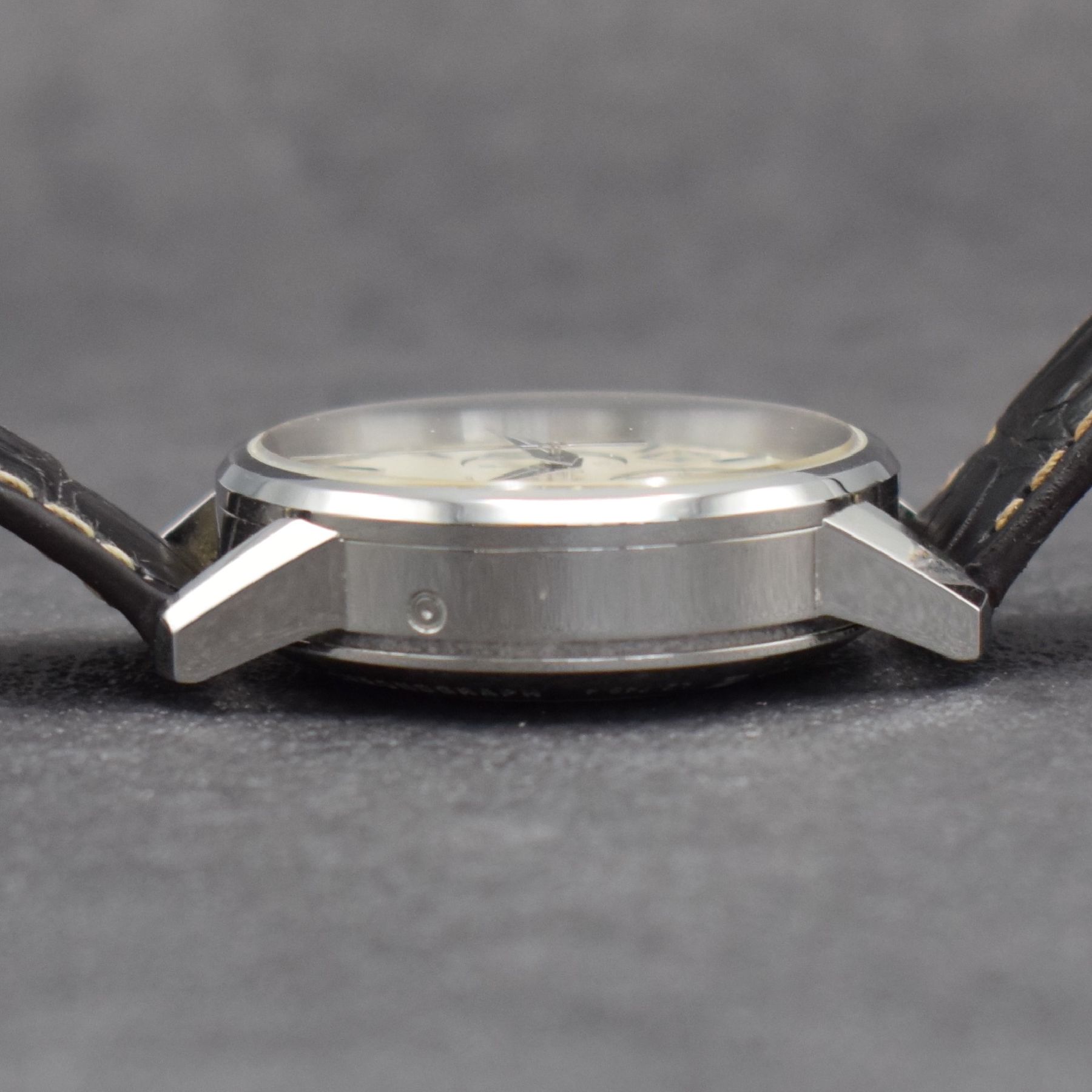 Detail d: LONGINES Herrenarmbanduhr Column-Wheel Chronograph, Automatik, Ref. L27494722, Edelstahlgeh. inkl. orig. Lederband (zu ern.) m. orig. Dornschl., ...