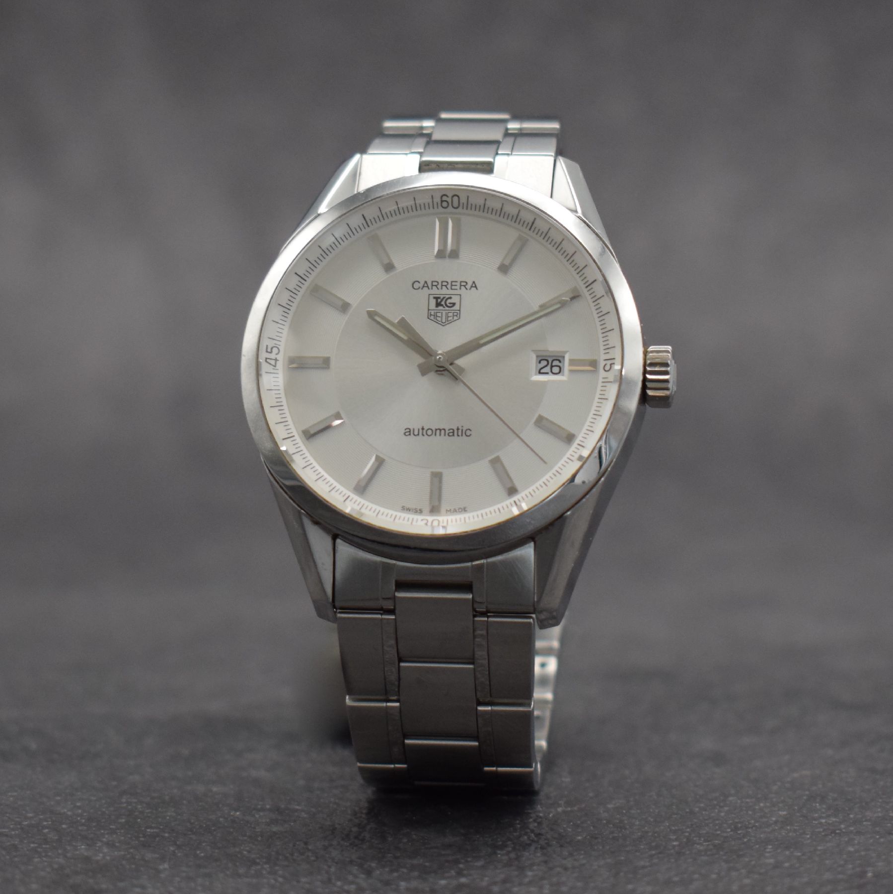 Detail b: TAG HEUER Herrenarmbanduhr Carrera, Automatik, Ref. WV2114, Edelstahlgeh. inkl. Gliederband m. Faltschl., beids. vergl., Boden verschr., silb. ...