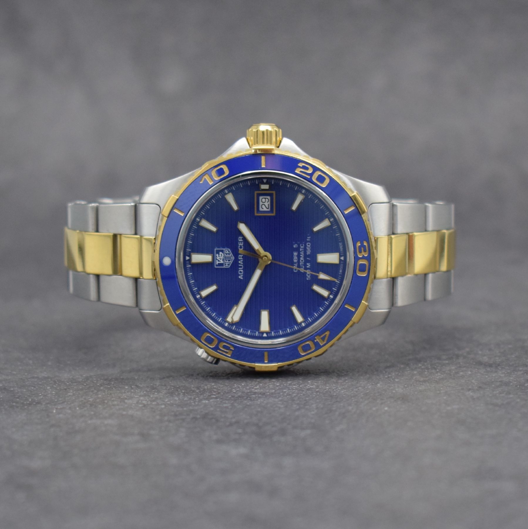 TAG HEUER Herrenarmbanduhr Aquaracer Calibre 5, Automatik, Ref. WAK2120, Edelstahlgeh. inkl. Gliederband m. Faltschl. z. T. verg., Boden & Krone ...
