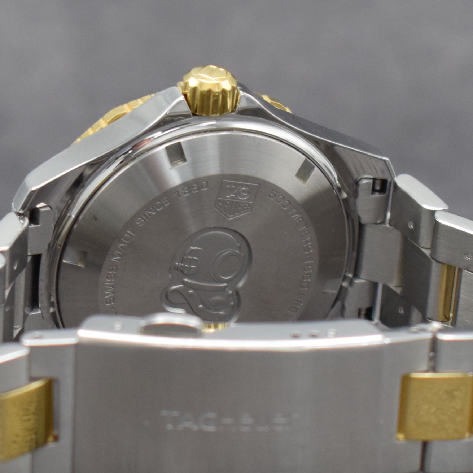 Detail f: TAG HEUER Herrenarmbanduhr Aquaracer Calibre 5, Automatik, Ref. WAK2120, Edelstahlgeh. inkl. Gliederband m. Faltschl. z. T. verg., Boden & Krone ...