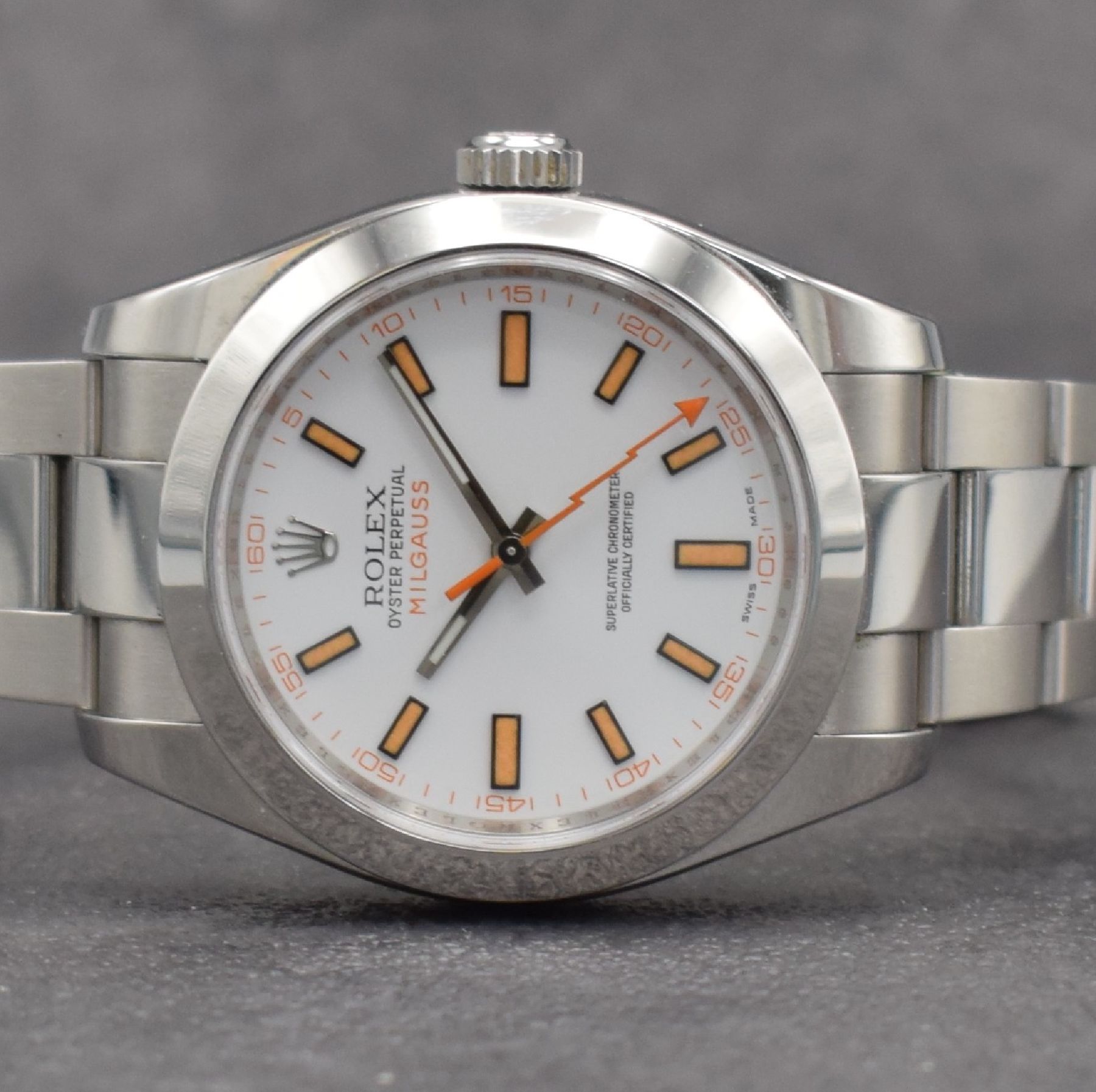 Detail a: ROLEX Herrenarmbanduhr Oyster Perpetual Milgauss, Automatik, Ref. 116400, Geh.-Nr. M437888, LC 100, Edelstahlgehäuse inkl. Oysterband, spezielles ...