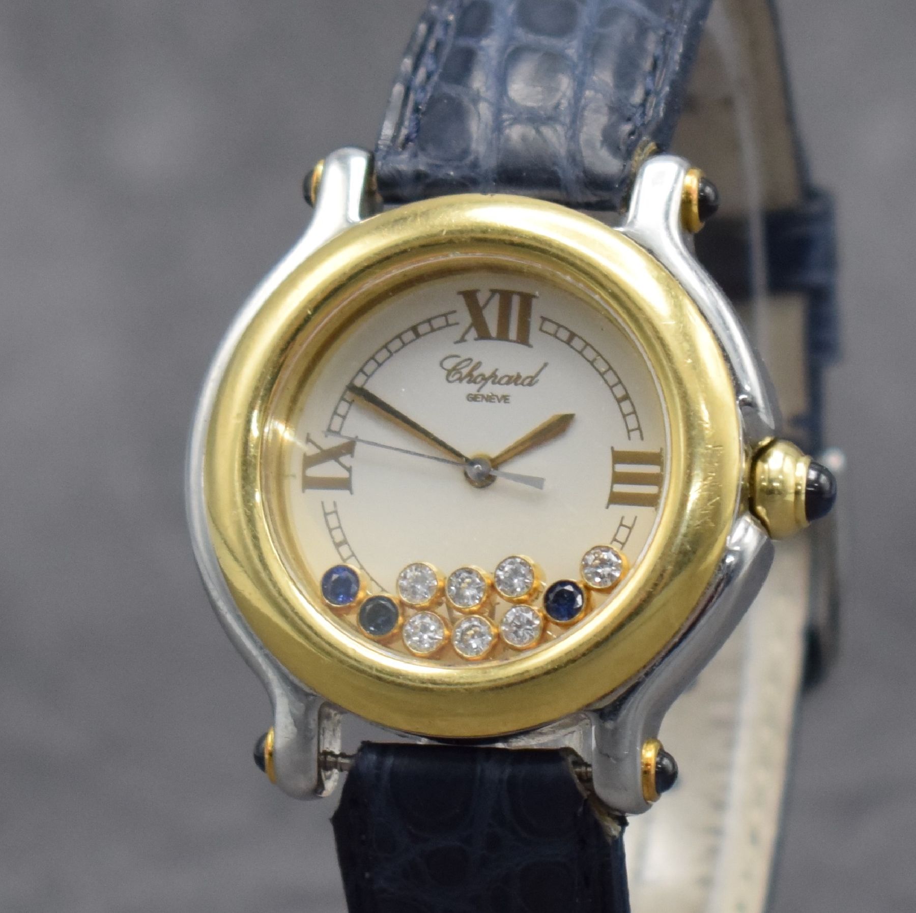 Detail c: CHOPARD Happy Sport Damenarmbanduhr in Stahl/Gold mit beweglichen Diamanten & Saphiren, Schweiz um 2000, Ref. 27/8237-23, quarz, Krone & ...
