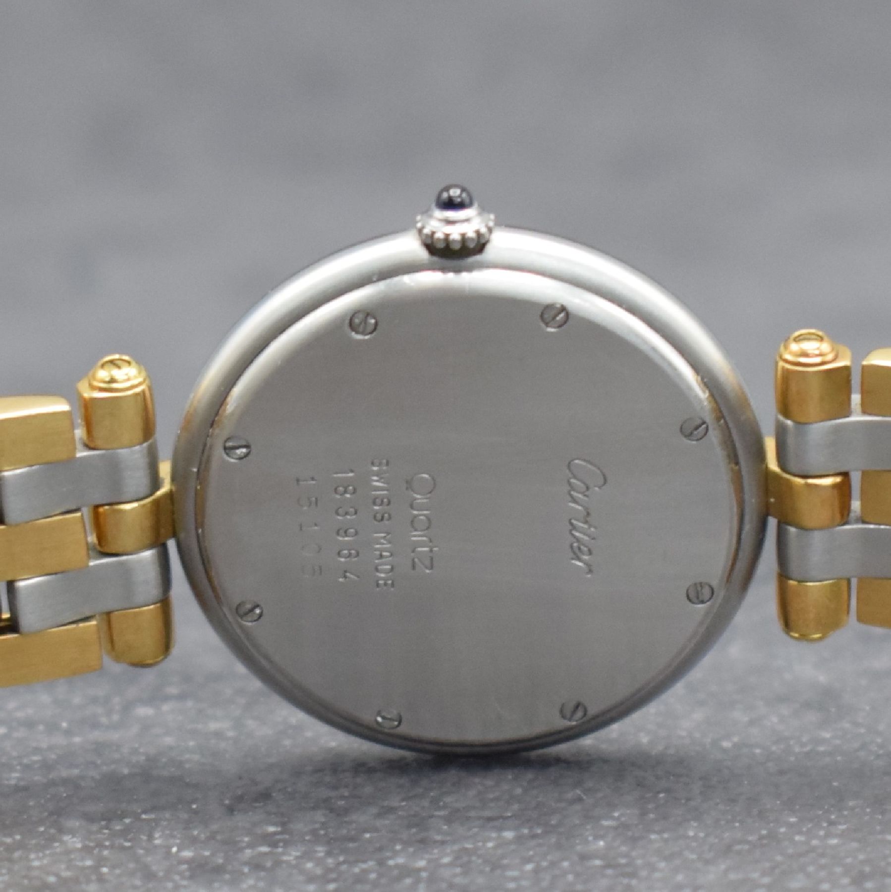 Detail e: CARTIER Damenarmbanduhr Panthere Ronde, Schweiz um 2000, Ref. 183964, Edelstahl/Gold kombiniert inkl. Gliederband m. dopp. Faltschl., quarz, Boden ...
