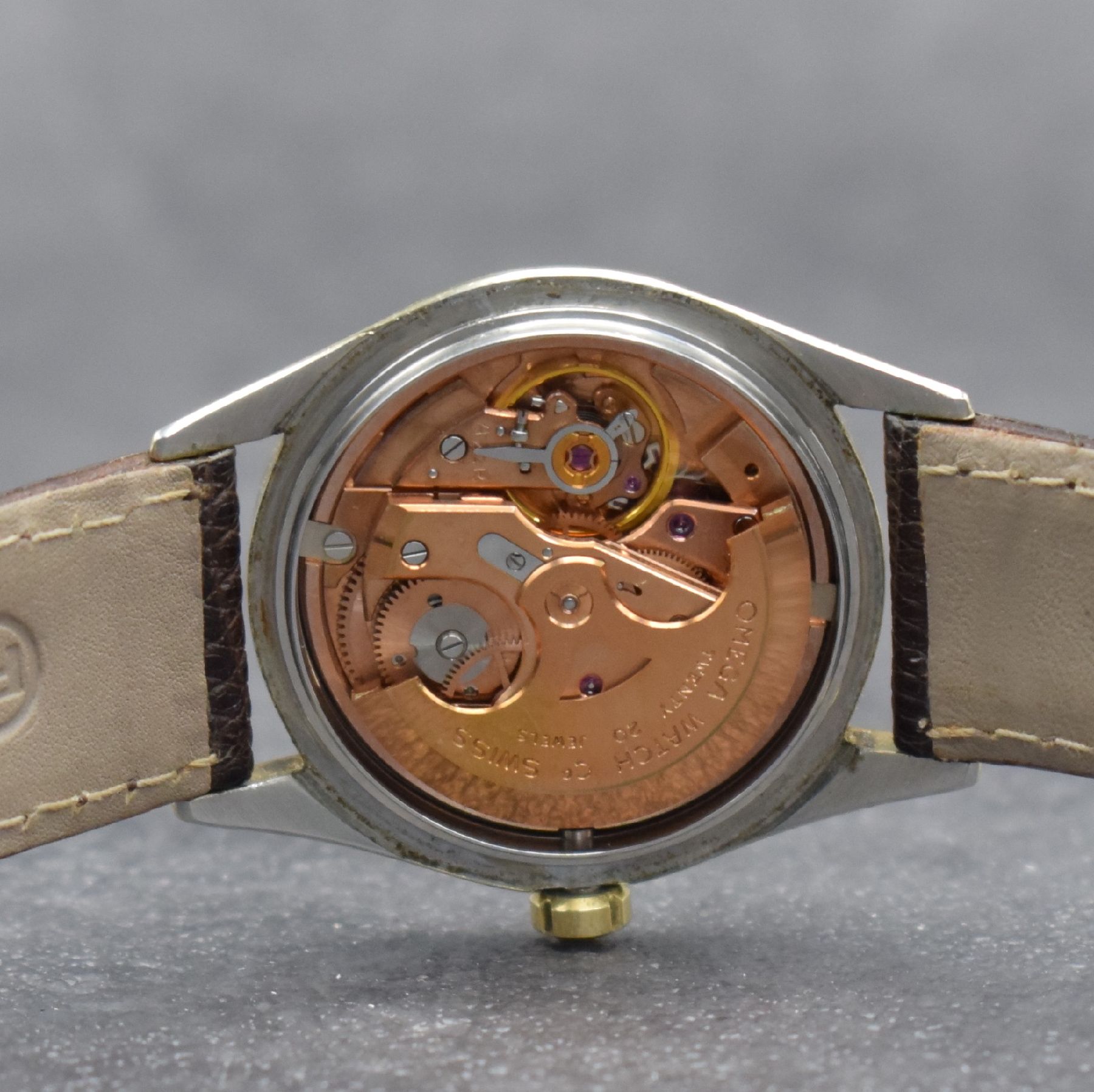 Detail g: OMEGA Herrenarmbanduhr Seamaster, Automatik, Schweiz um 1958, Ref. 2802 14 SC, Edelstahl m. Goldhaube, Edelstahlboden aufgedr., silb. Zifferbl. m. ...