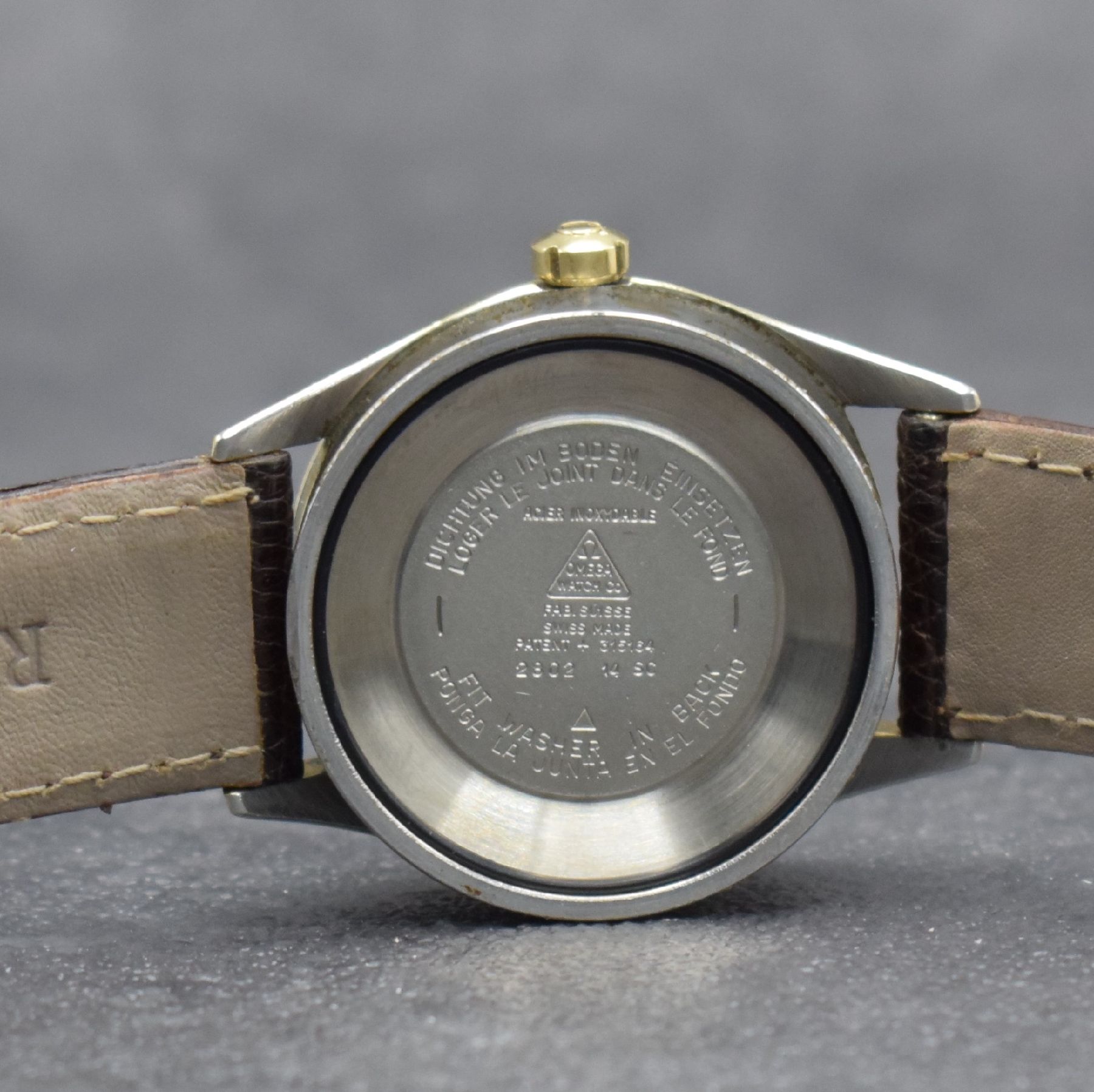 Detail h: OMEGA Herrenarmbanduhr Seamaster, Automatik, Schweiz um 1958, Ref. 2802 14 SC, Edelstahl m. Goldhaube, Edelstahlboden aufgedr., silb. Zifferbl. m. ...