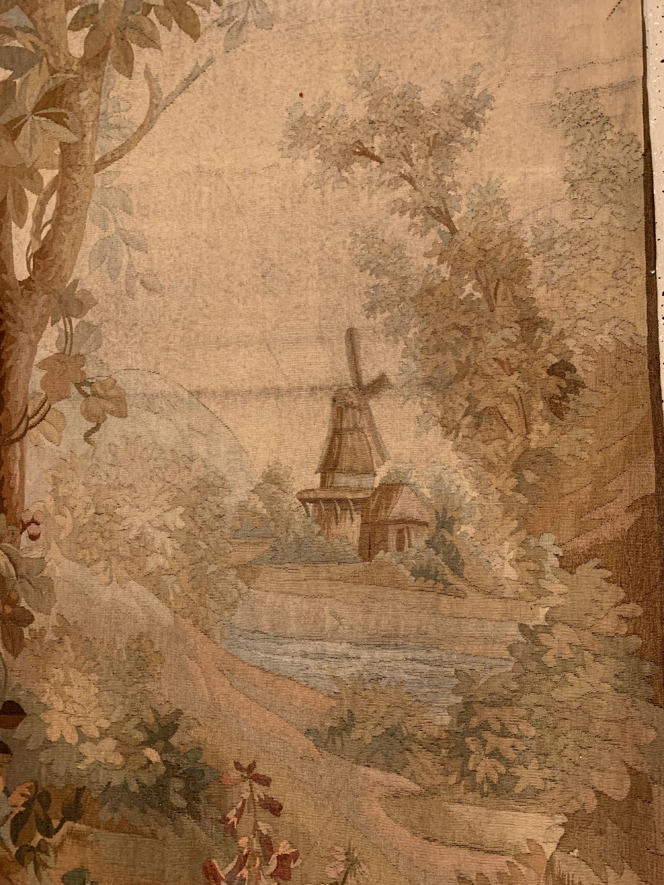 Detail c: Feine Flämische Tapesseri, antik, Fragment Flandern, 19 Jhd. , Wolle gewebt auf Baumwolleca, 310 x 123 cm, EHZ: 2(guter Zustand).
