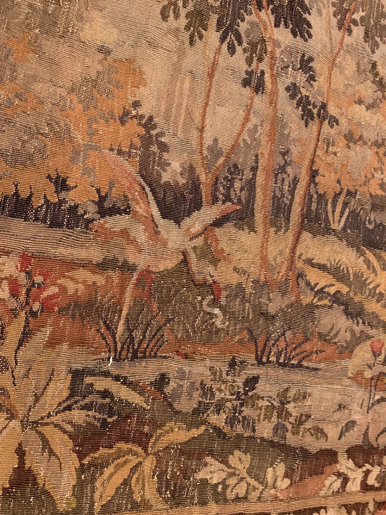 Detail c: Früher Tapeseri antik, Frankreich, um 1800, Wolle gewebt auf Baumwolle, Landschaftsmotive ,ca, 350 x 302 cm, EHZ:3(Altersbedingt guter Zustand).