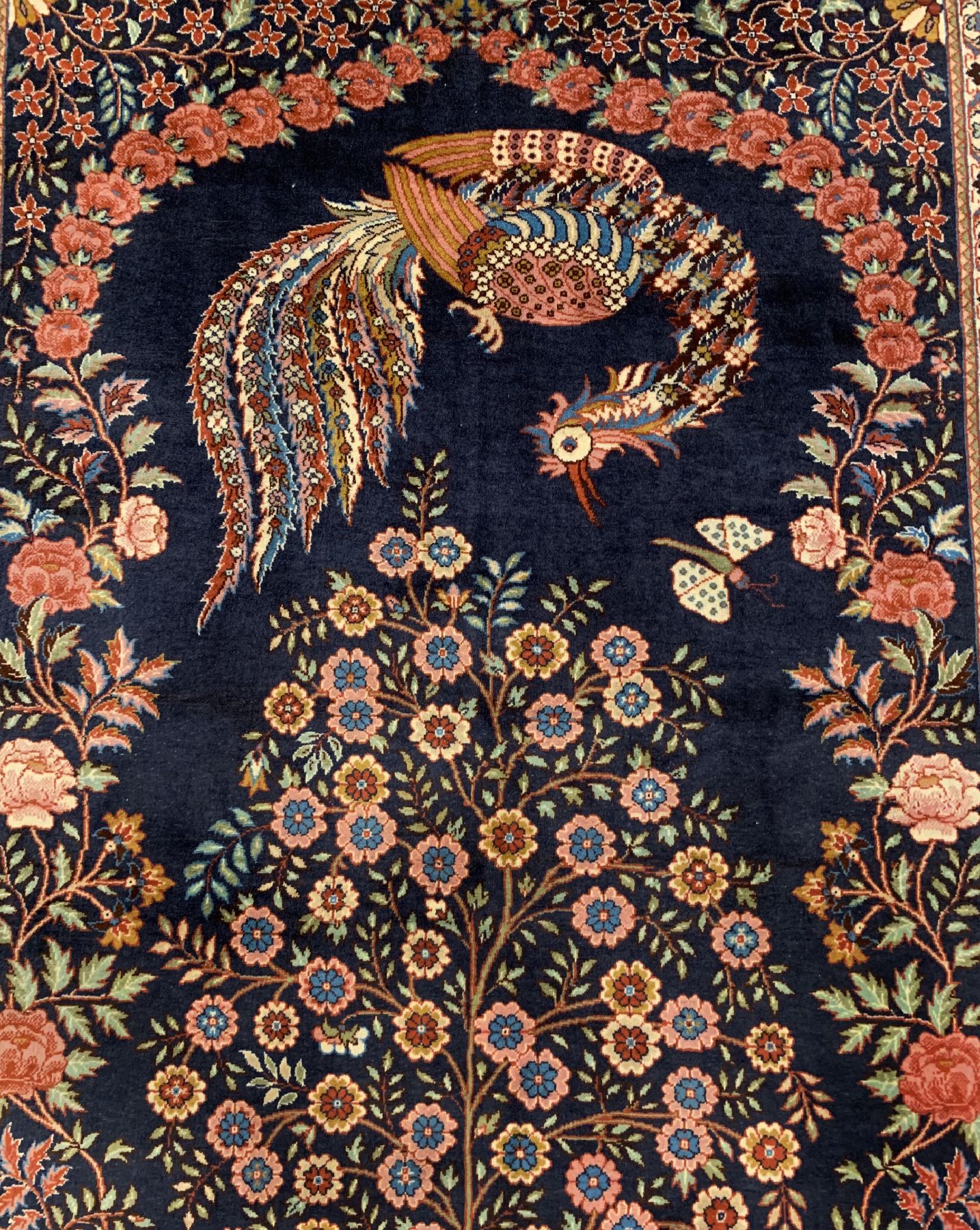 Detail b: Feiner signierter Teheran alt, Persien, um 1950, Korkwolle geknüpft auf Baumwolle, ca.200 x 130cm, EHZ: 2(Sehr guter Zustand)