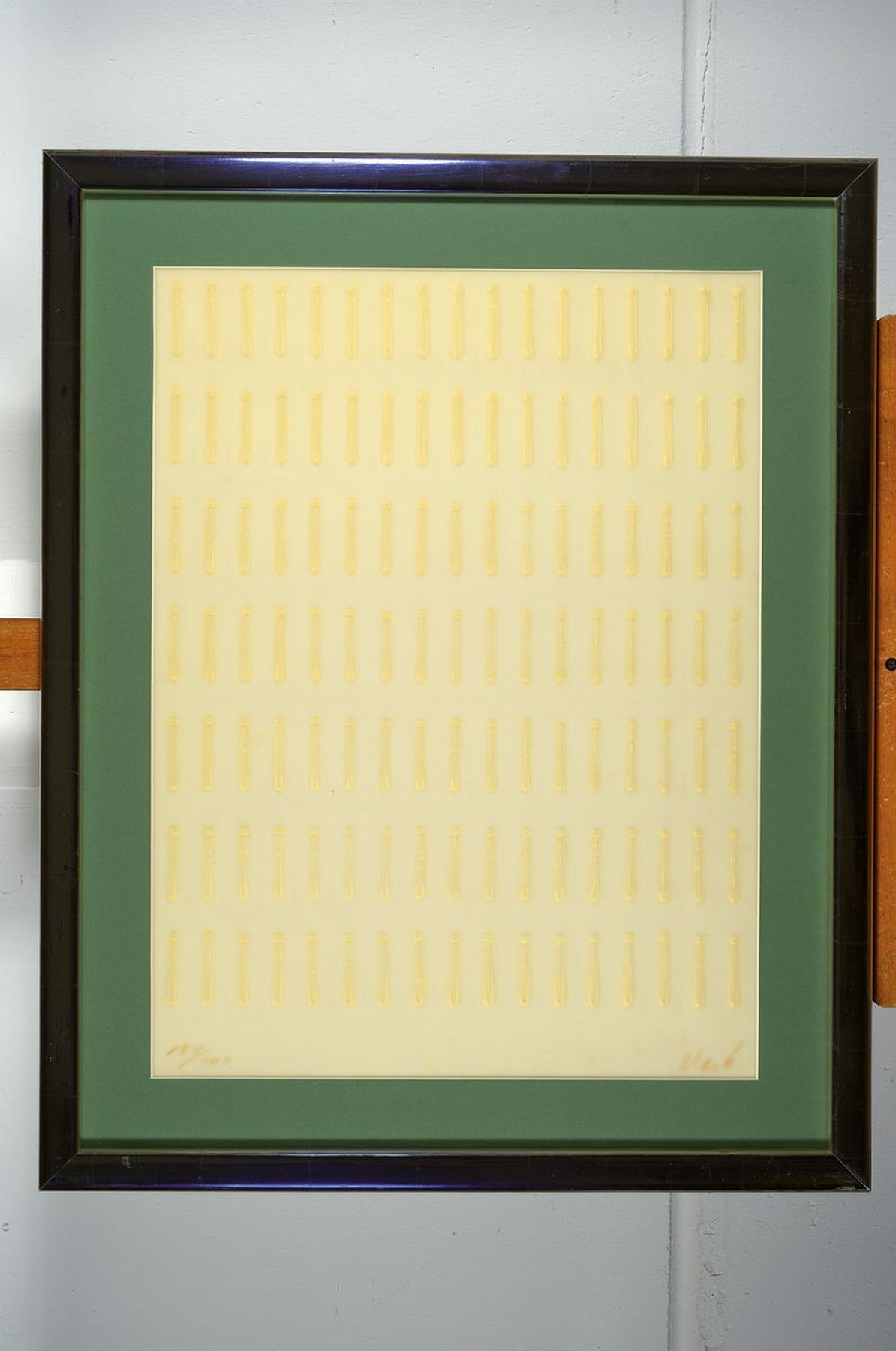 Detail k: Günther Uecker, geb. 1930, "Nagelreihen", Prägedruck auf Polystyrol, von 1970,nummeriert mit der begehrten Nummerierung 100/100, ...