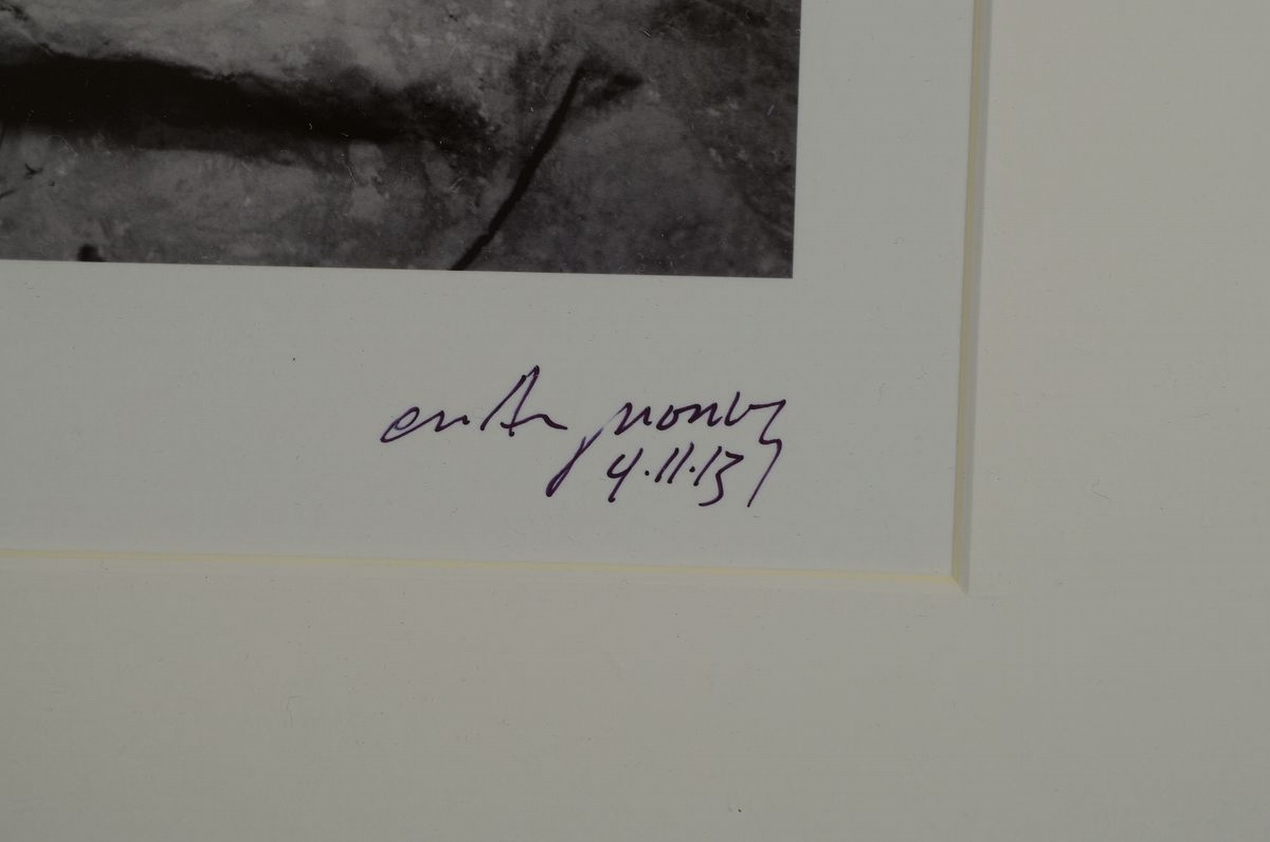 Detail a: Craig Morey, 1952 Fort Wayne/USA, Aktfotografie, handsigniert, aus 2013, dat. rückseitig mit Zertifikat, unter Glas, Rahmen 46 x 56 cm