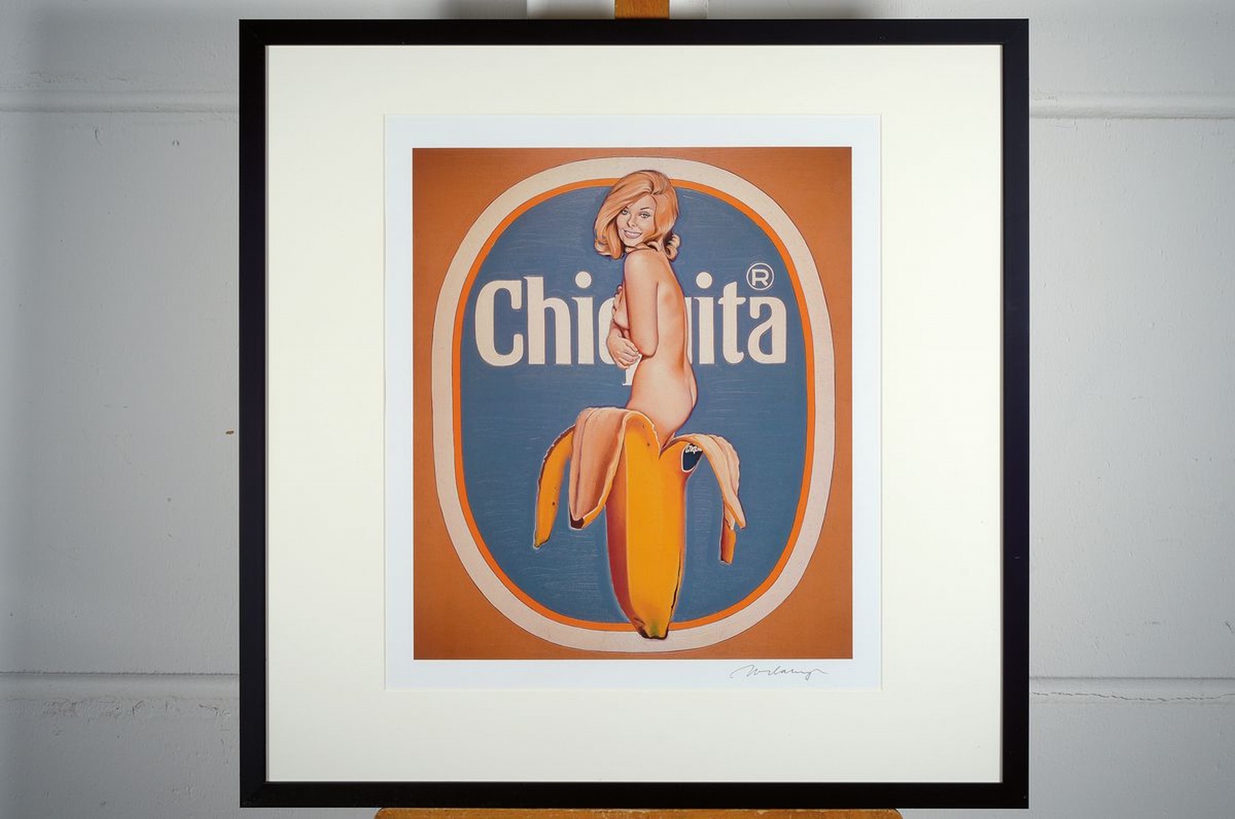 Detail k: Mel Ramos, 1935 - 2018, Offset, handsigniert, Chiquita, nur wenige handsignierte Exemplare, Blattgr. 54 x 47 cm aus dem Jahre 2003, unter Glas, ...