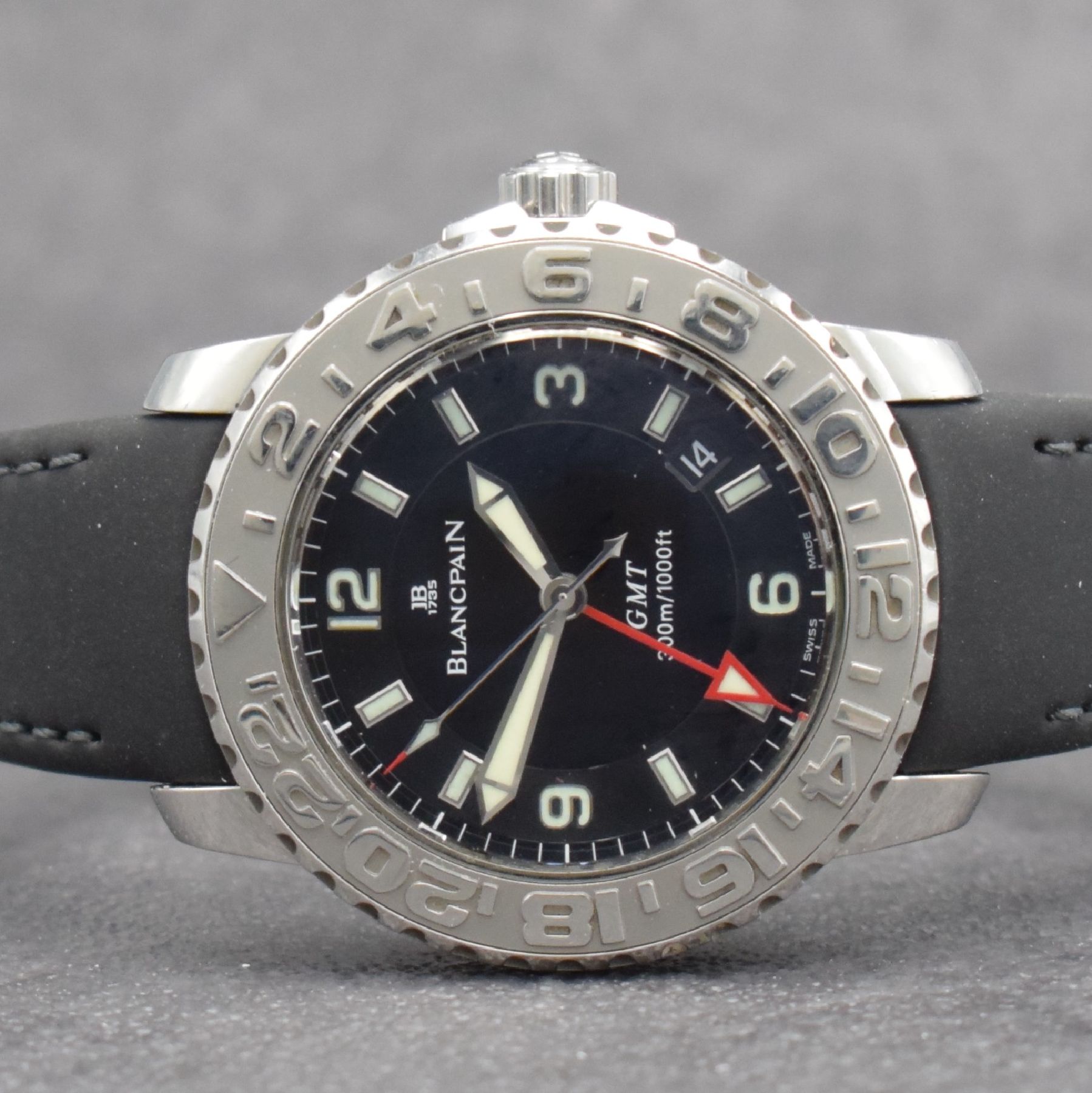 Detail a: BLANCPAIN GMT Trilogy Collections Herrenarmbanduhr in Stahl, Schweiz lt. orig. Papier verk. 09/1999, Automatik, pol. Geh., beids. drehb. Lünette m. ...