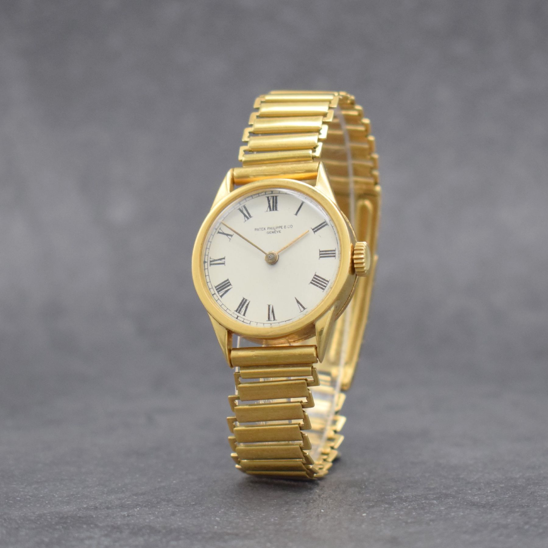 Detail b: PATEK PHILIPPE / Gay Frères Armbanduhr mit sehr seltenem original Band in GG 750/000, Schweiz um 1905 / 1935, Handaufzug, neutrales gedr. Geh., ...