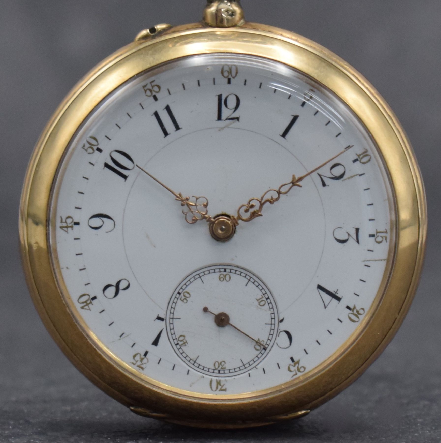 Detail a: THOMMEN offene Taschenuhr in RG 585/000, Schweiz um 1900, glattes Geh. l. dell., Metallcuvette, 2-teil. Emailzifferbl. m. radial angeordneten arab. ...