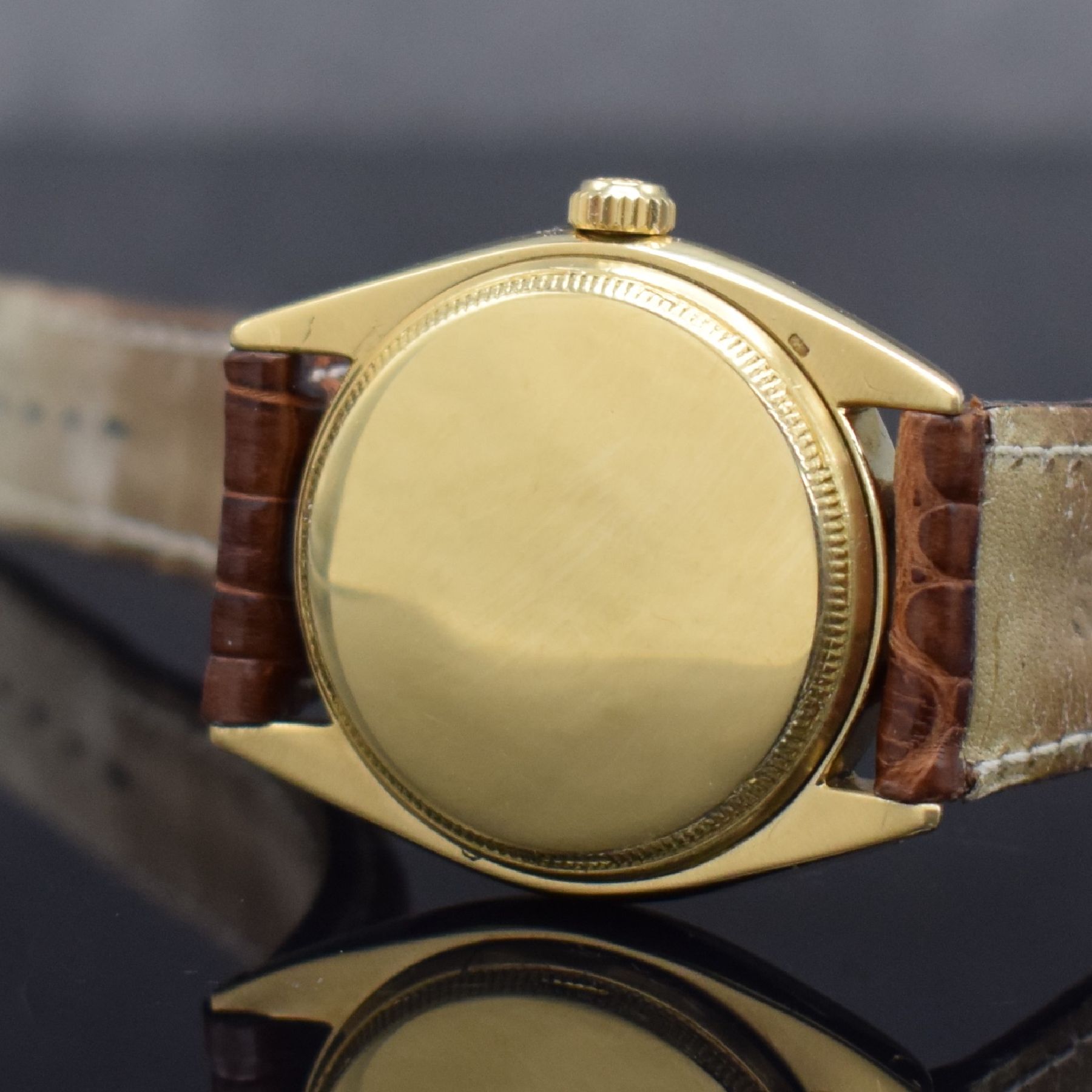 Detail e: ROLEX bedeutende & extrem seltene Chronometer Herrenarmbanduhr Oyster Perpetual Bubble Back mit einzigartigem Cloissoné-Emailzifferblatt Referenz ...
