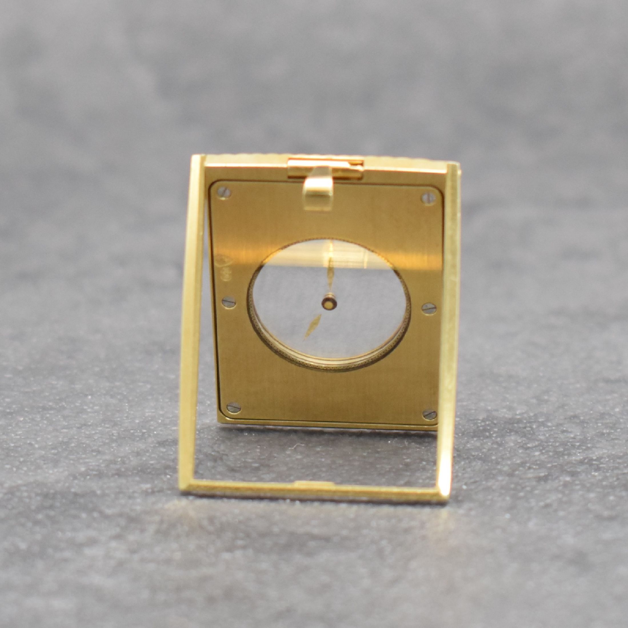 Detail c: OMEGA extrem seltene, ultraflache Anhängeuhr Modellserie "Magique" mit mysterieuser Zeitanzeige in GG 750/000 Referenz 191.8526, Schweiz ...