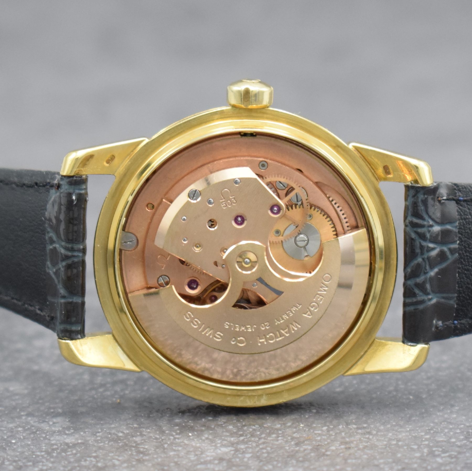 Detail f: OMEGA Herrenarmbanduhr Serie Seamaster Calendar in GG 750/000, Automatik, Schweiz um 1957, Ref. 2849 SC, Boden & Glasrand aufgedr., Lederband m. ...