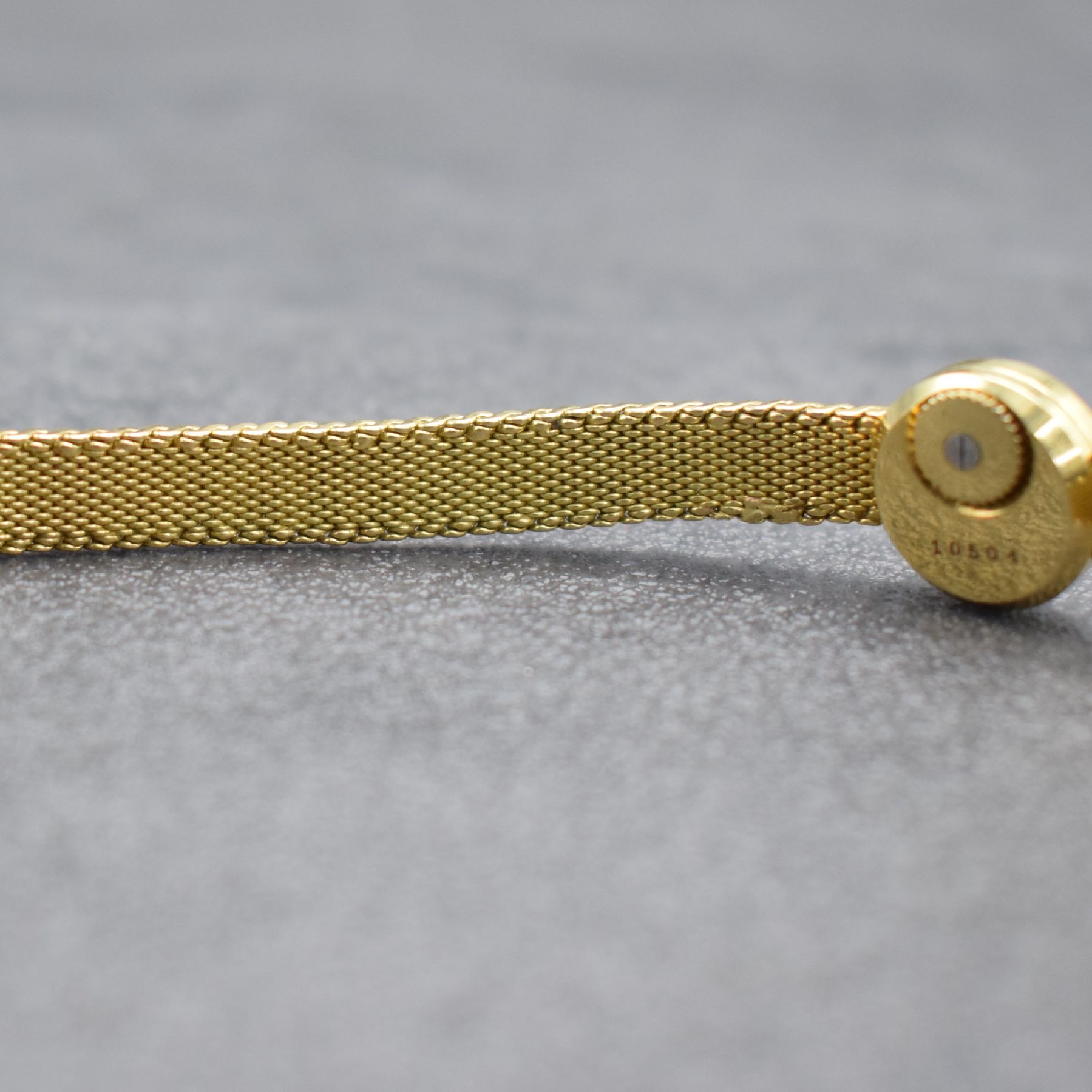 Detail p: BLANCPAIN seltene Damenarmbanduhr Ladybird in GG 750/000 mit ausgefallenem original Etui, Schweiz um 1960, sog. Backwinder, Handaufzug, Boden ...