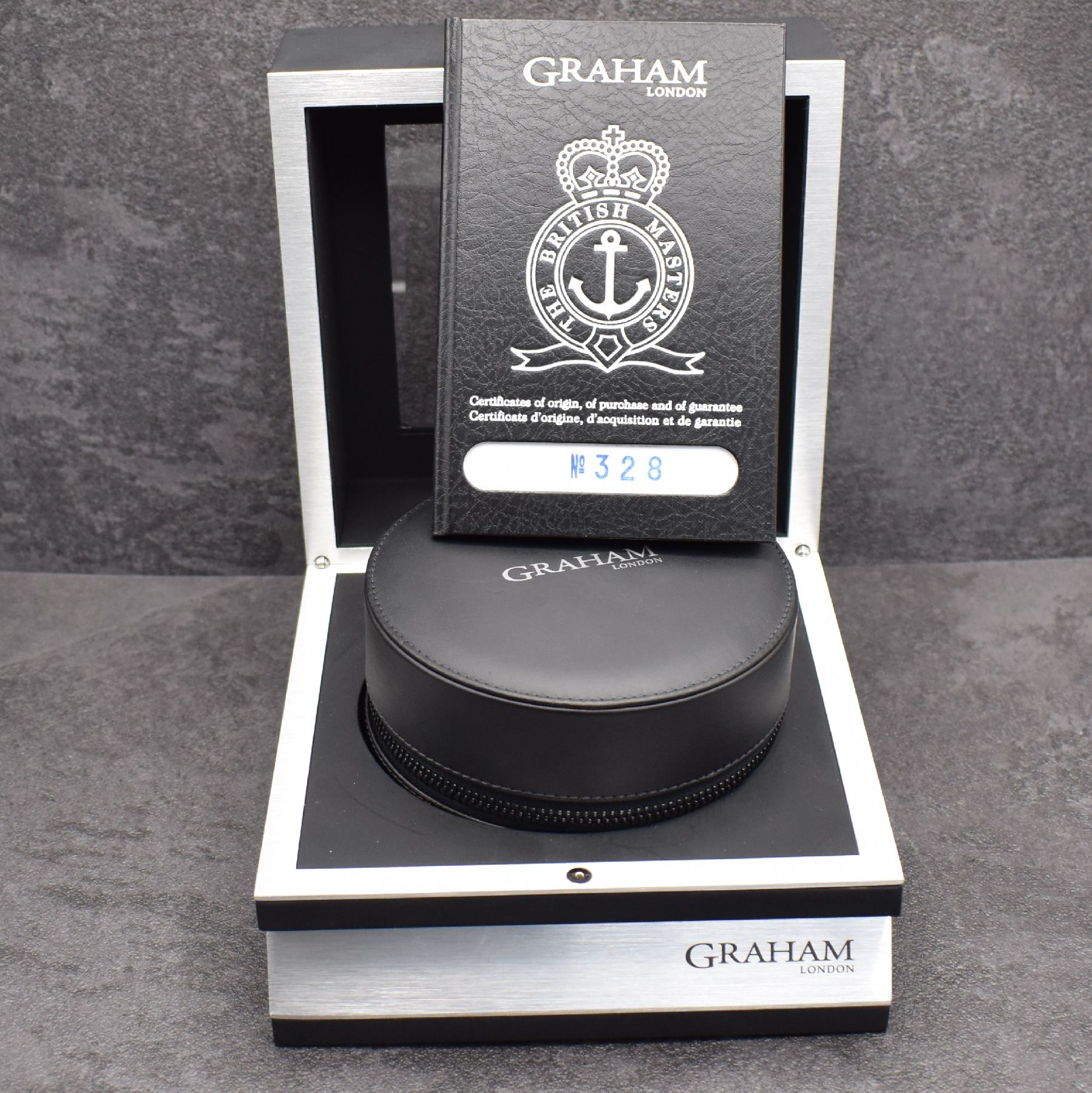 Detail i: GRAHAM Grand Silverstone Luffield auf 500 Stück limitierter Flyback-Chronograph in Stahl, Schweiz um 2010, Automatik, 6-fach verschr. Geh., ...