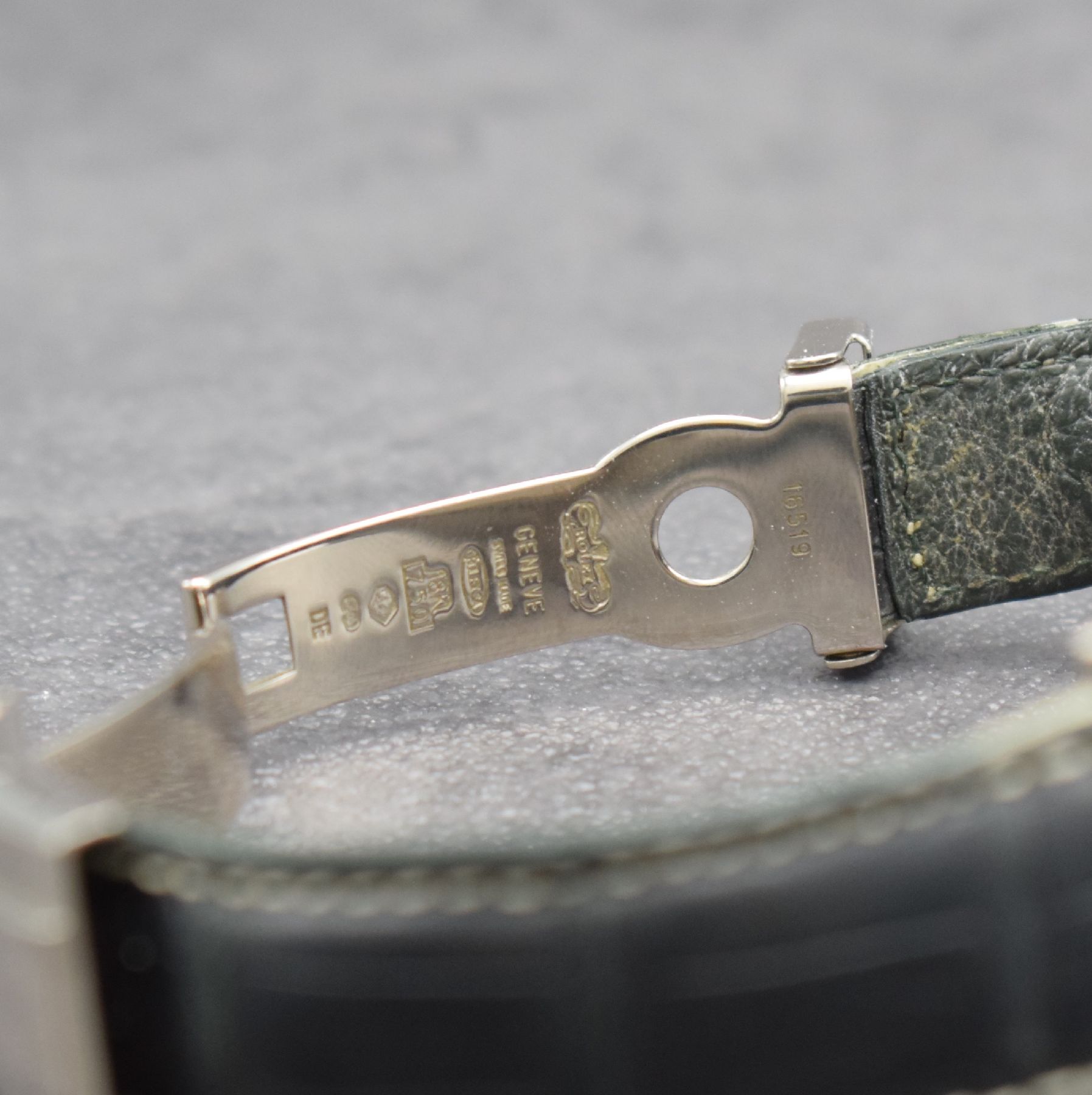 Detail e: ROLEX Oyster Perpetual Cosmograph Daytona Referenz 116519 in WG 750/000, Schweiz um 2001, Automatik, verschr. Oystergeh. m. Tachymeter-Lünette, ...