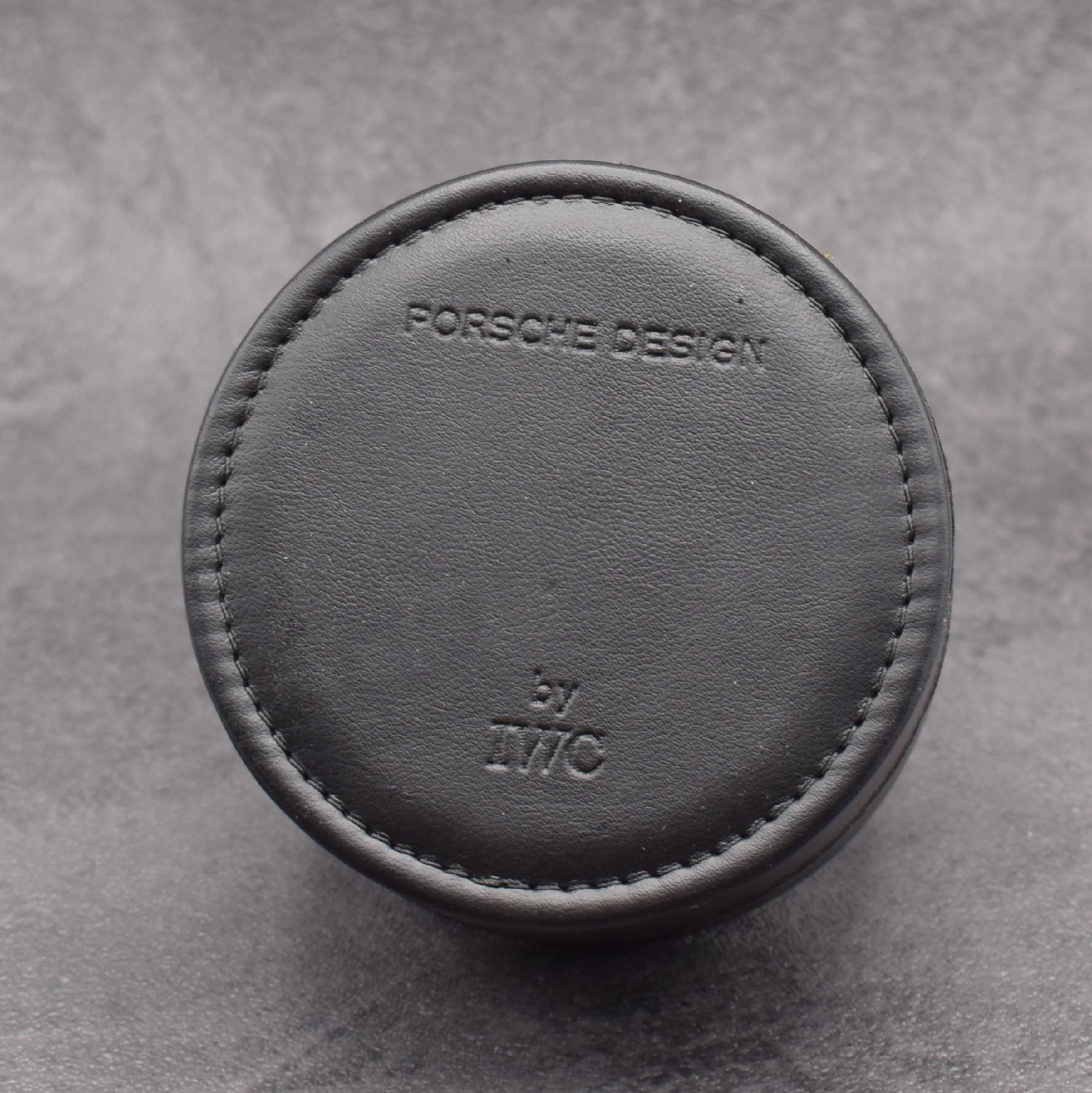 Detail h: IWC Porsche Design Titan Referenz 3520, Automatik, Schweiz verkauft lt. Rechnungskopie 1997, mattiertes Geh. m. pol. Lünette, Boden & Krone ...