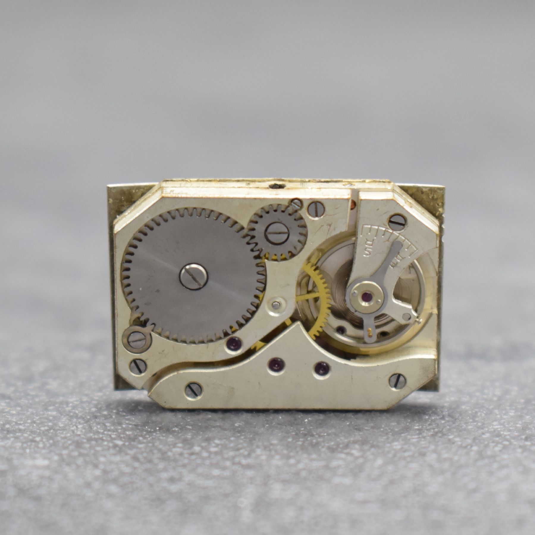 Detail e: UHRENFABRIK GLASHÜTTE SA Herrenarmbanduhr im Edelstahl Scharniergehäuse, Deutschland um 1935, Handaufzug, silb. Zifferbl. m. arab. Leuchtzahlen ...