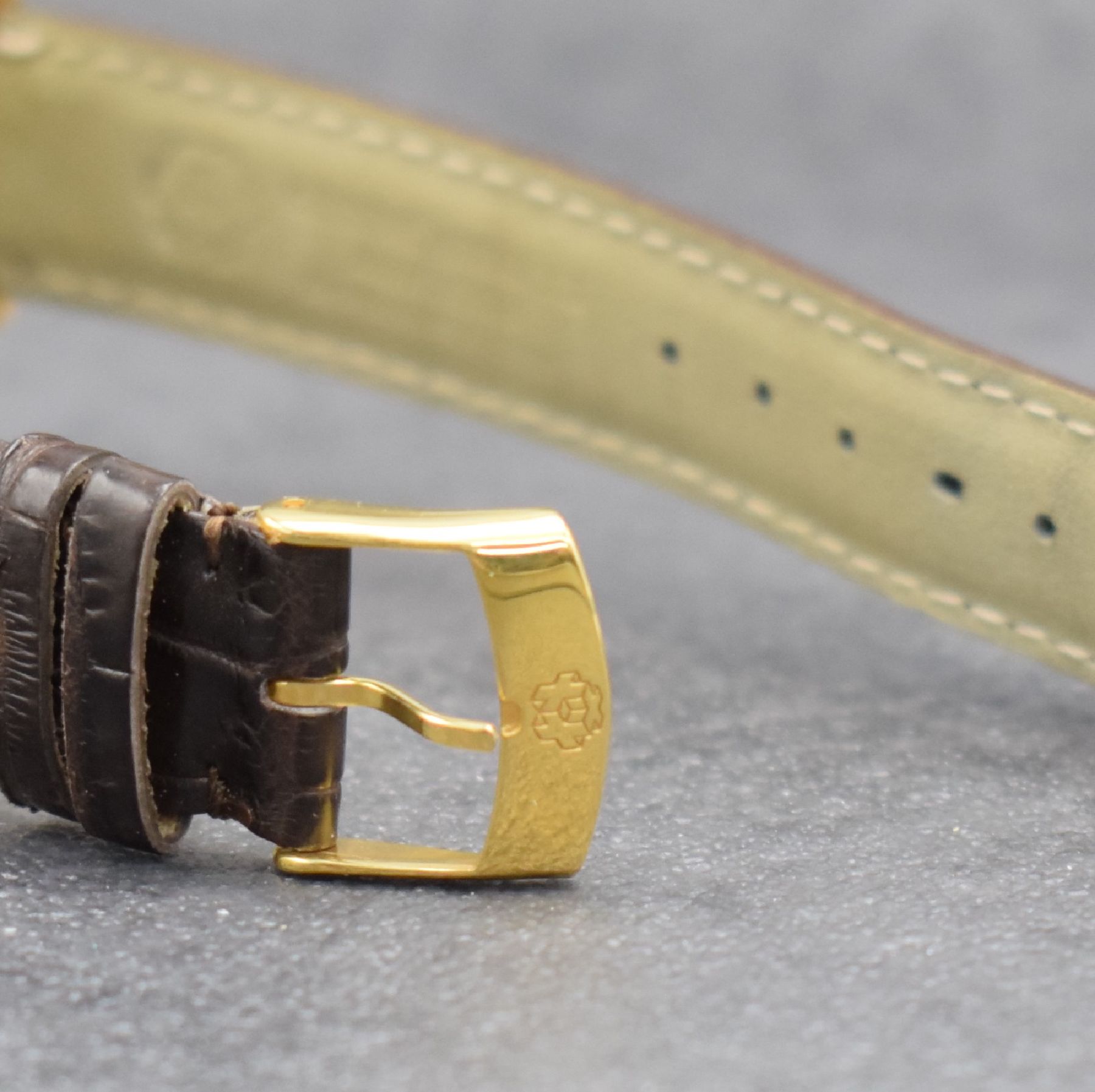 Detail d: ULYSSE NARDIN Herrenarmbanduhr mit original Etui & original Zertifikat in GG 750/000, Schweiz verk. lt. Zertifikat 07/1954, Handaufzug, 2-teil. ...