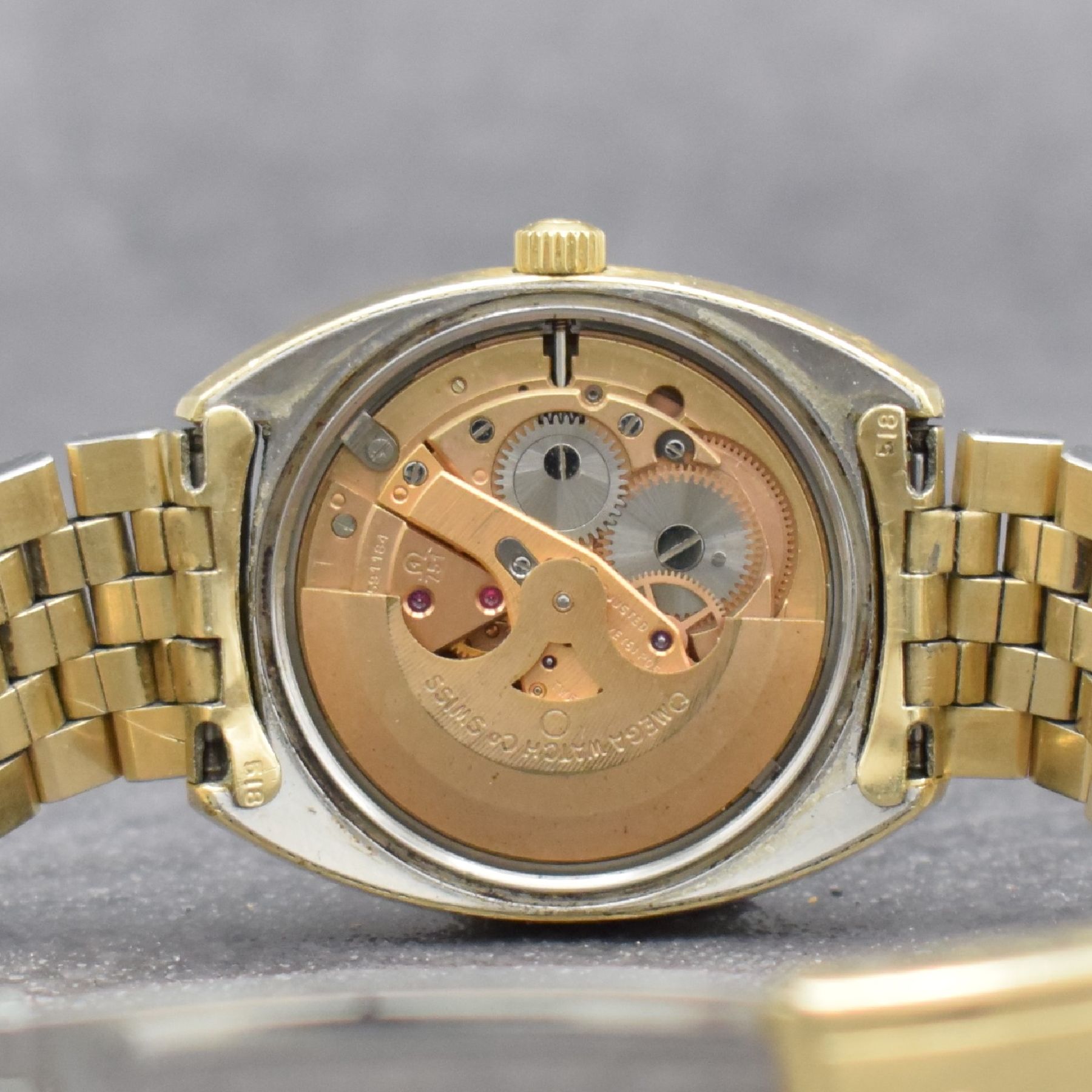 Detail g: OMEGA Herrenarmbanduhr Constellation Chronometer, Automatik, Schweiz um 1969, Ref. CD 168.029, Edelstahlgeh. m. Goldhaube inkl. verg. orig. ...