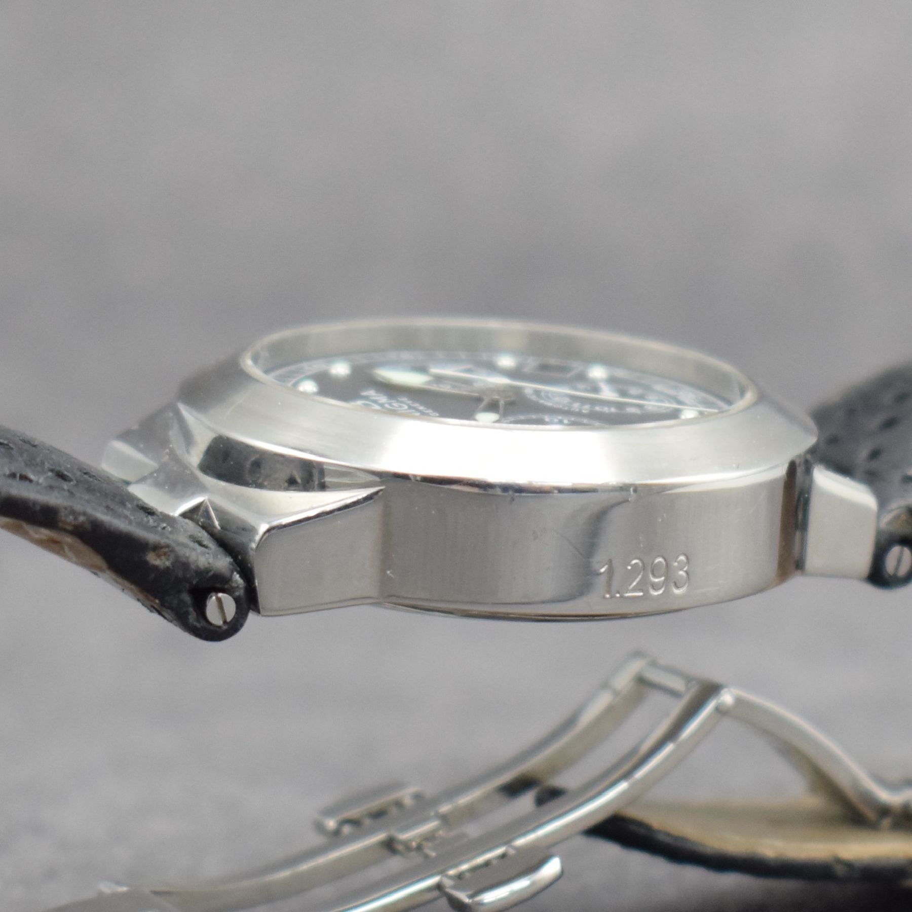 Detail h: ENIGMA by Gianni Bulgari Herrenchronograph in Stahl, Schweiz um 2000, Automatik, beids. vergl. Geh., Boden & Krone verschr., orig. Faltschl., ...