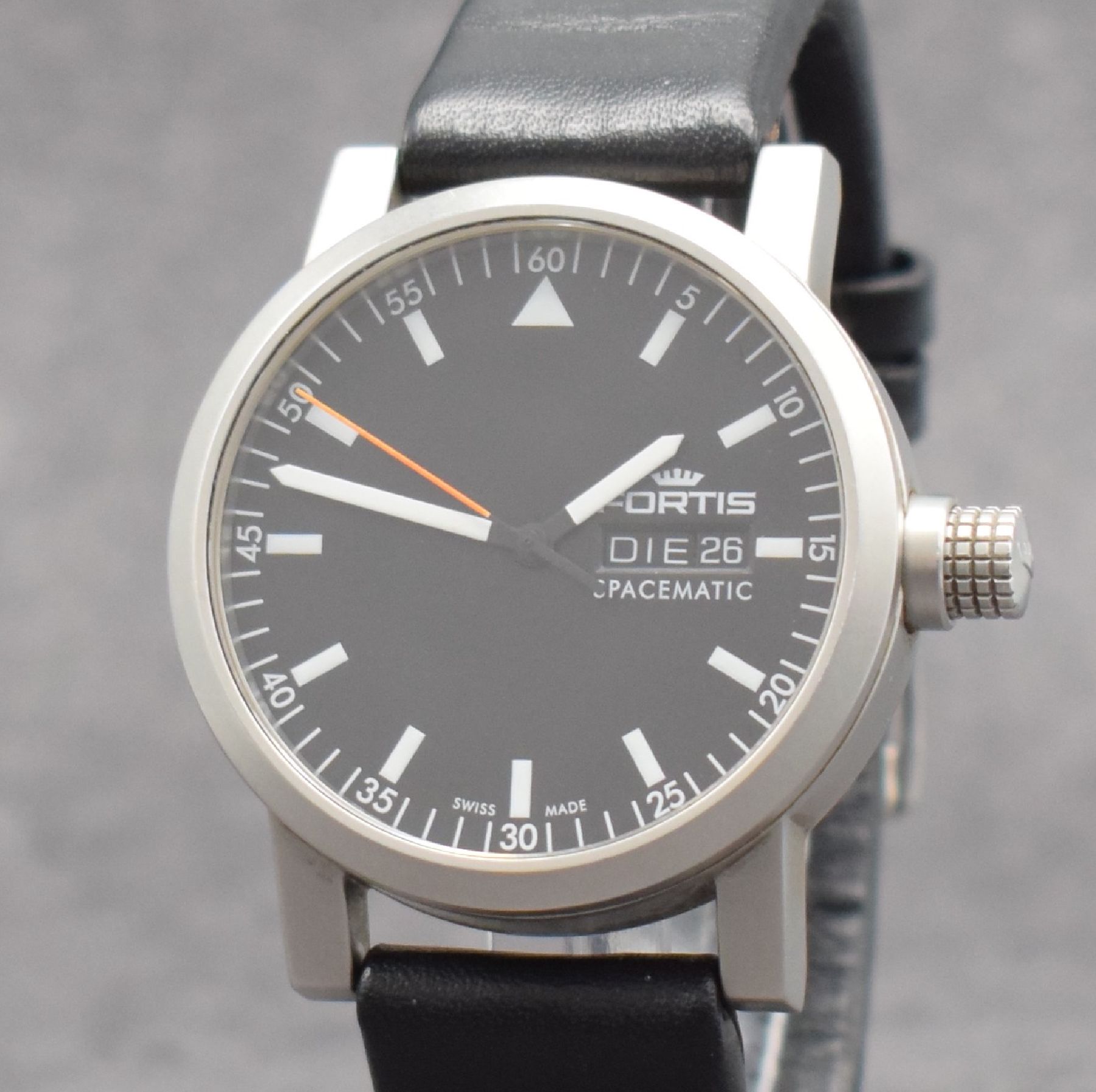 Detail c: FORTIS Spacematic Herrenarmbanduhr, Schweiz um 2005, Automatik, Ref. 623.22.158.1, Stahlgeh., Boden geschr., orig. Lederband m. orig. Dornschl., ...