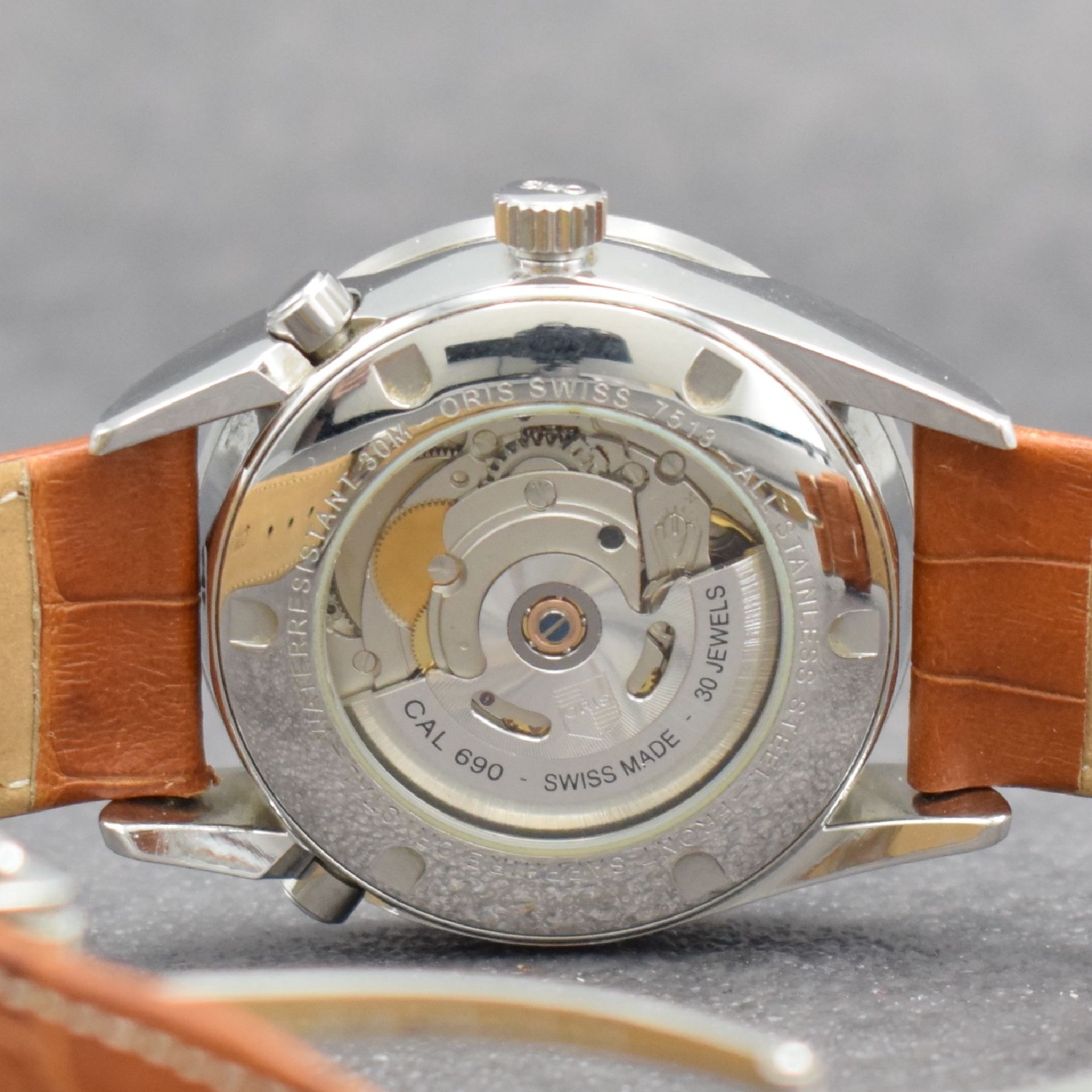 Detail f: ORIS Worldtimer Herrenarmbanduhr, Schweiz um 2005, Automatik, Ref. 7513, beids. verglastes Edelstahlgeh., Boden geschr., silb. Zifferbl. m. ...