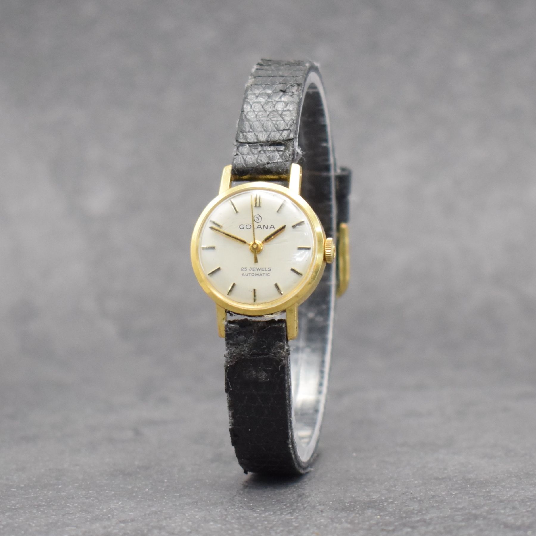 Detail b: Konvolut: 3 Damenarmbanduhren in Gold, versch. Fertigungszeiten, 2 x Handaufzug, 1 x Automatik, 2 x GG 750/000, 1 x in GG 585/000, 1 x an RG 375/000 ...