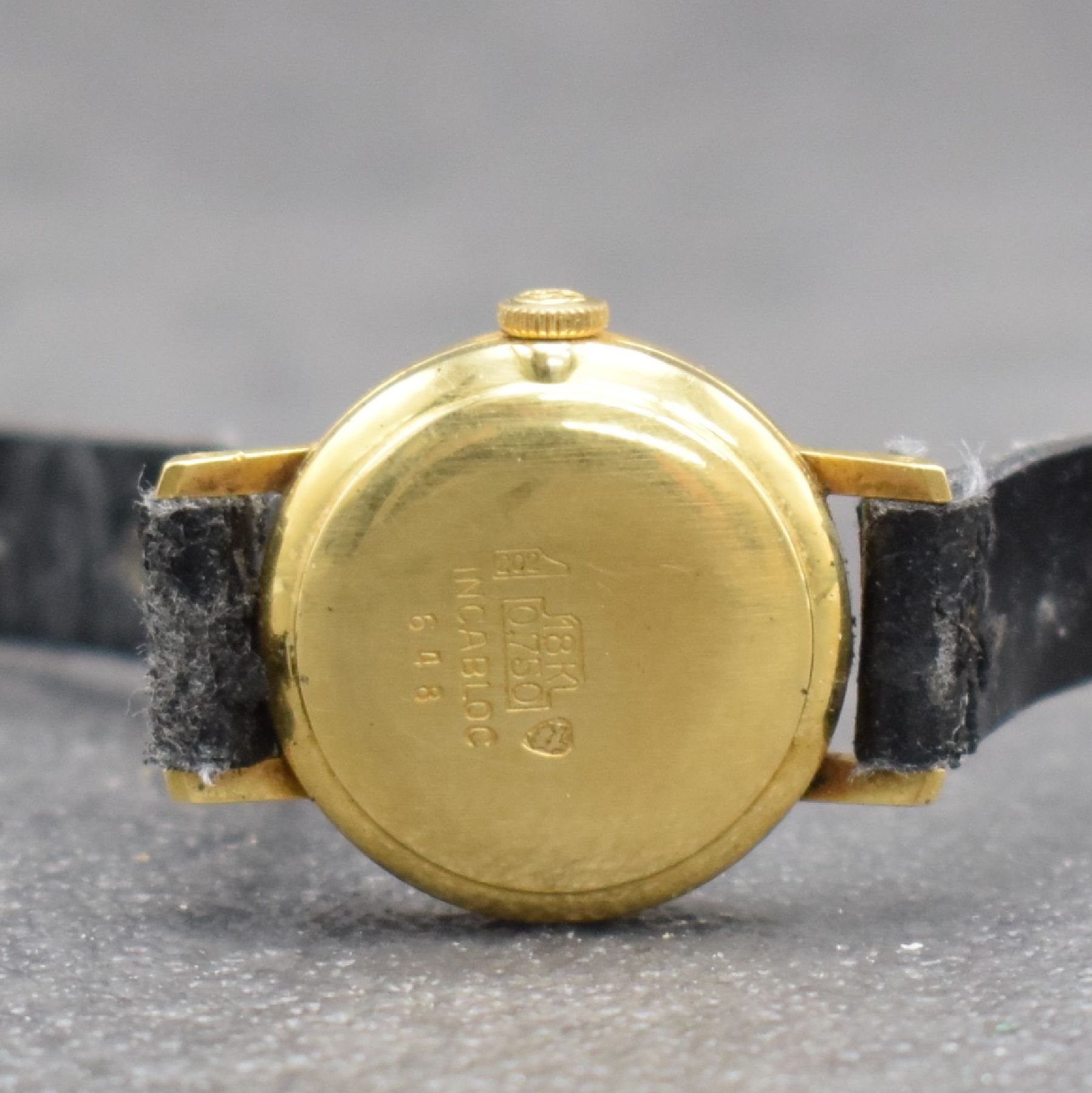 Detail c: Konvolut: 3 Damenarmbanduhren in Gold, versch. Fertigungszeiten, 2 x Handaufzug, 1 x Automatik, 2 x GG 750/000, 1 x in GG 585/000, 1 x an RG 375/000 ...