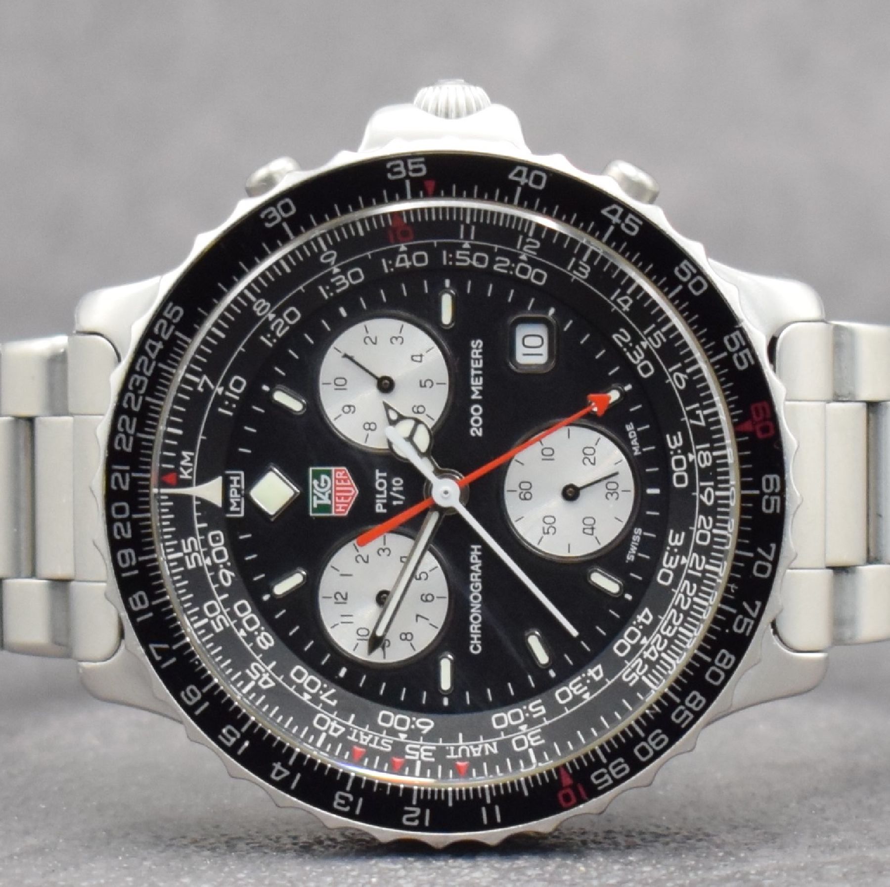 Detail a: TAG HEUER Pilot Herrenarmbanduhr mit Chronograph, Schweiz um 1995, quarz, Ref. CS1111-0, verschr. Edelstahlgeh. inkl. Band m. Faltschl., beids. ...