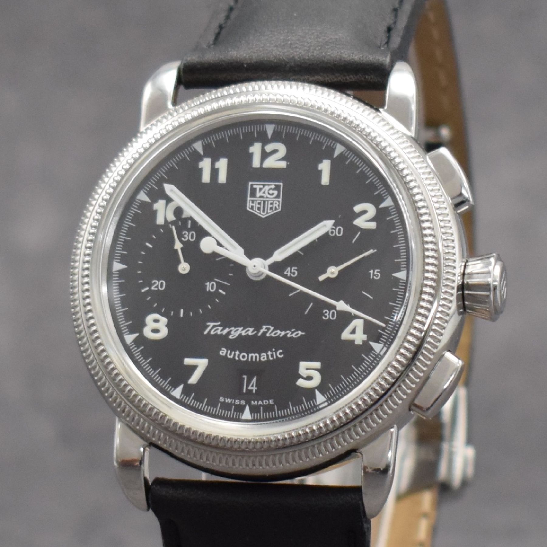 Detail a: TAG HEUER Herrenarmbanduhr mit Chronograph Modell TARGA FLORIO, Schweiz um 2002, Automatik, Ref. CX2112, Edelstahlgeh., Lederband m. orig. Faltschl. ...