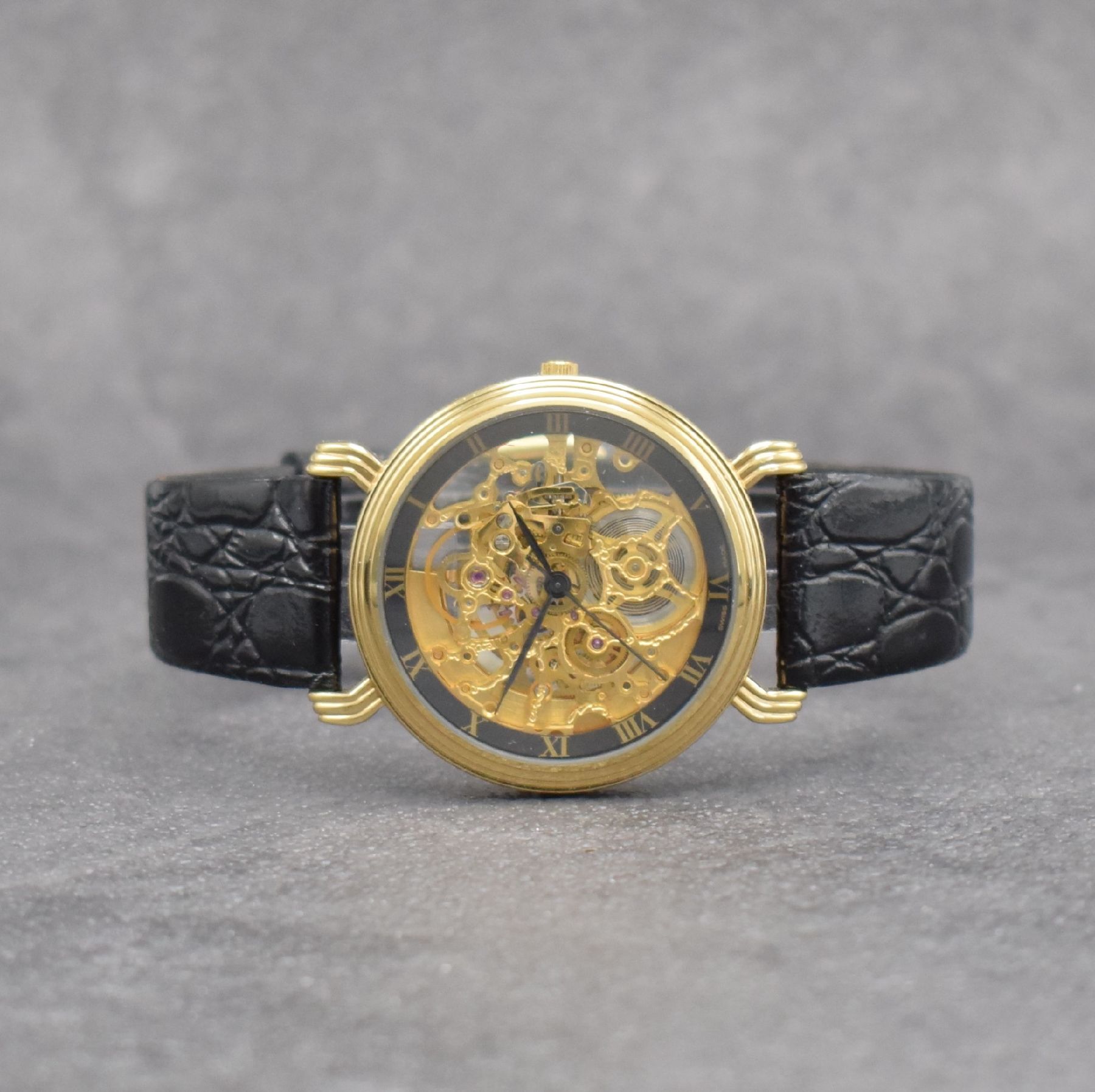 ROAMER skelettierte Herrenarmbanduhr, Automatik, Schweiz um 1990, verg. Geh. beids. vergl., äußerer Zifferblattring m. röm. Std., Anz. v. Std., ...